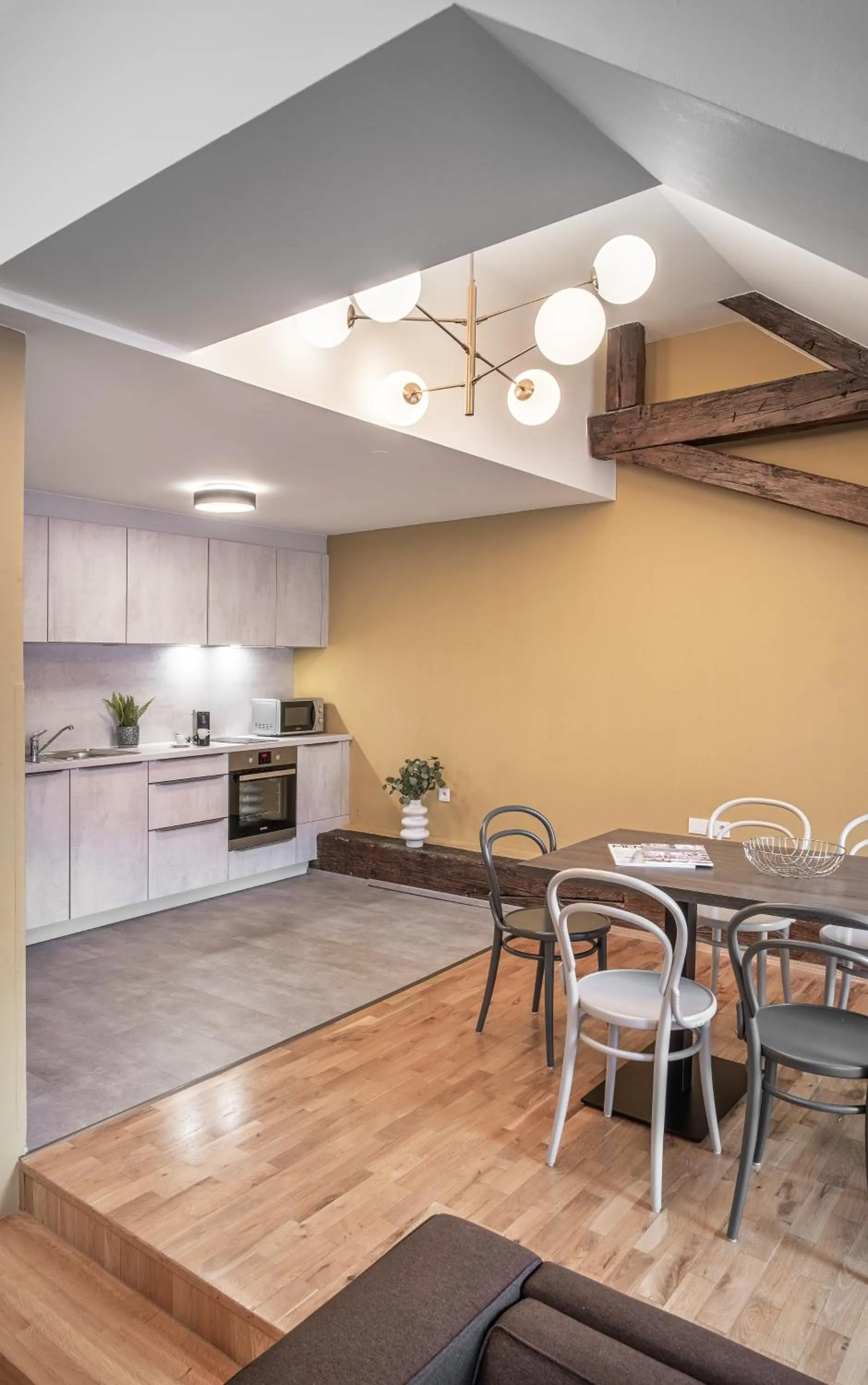 Kitchen or kitchenette in VN48 Suites by Adrez