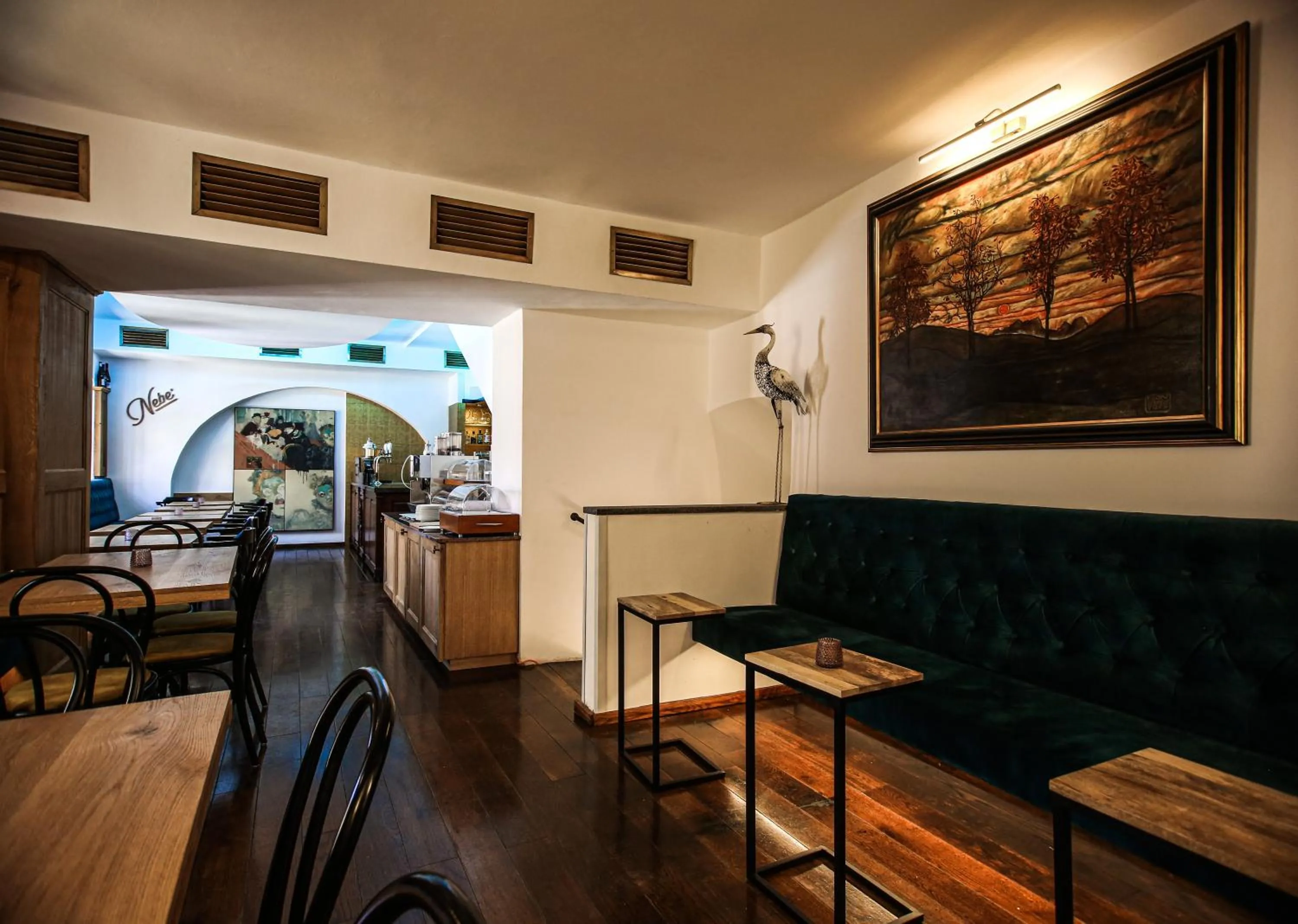 Restaurant/places to eat in Hotel Konvice