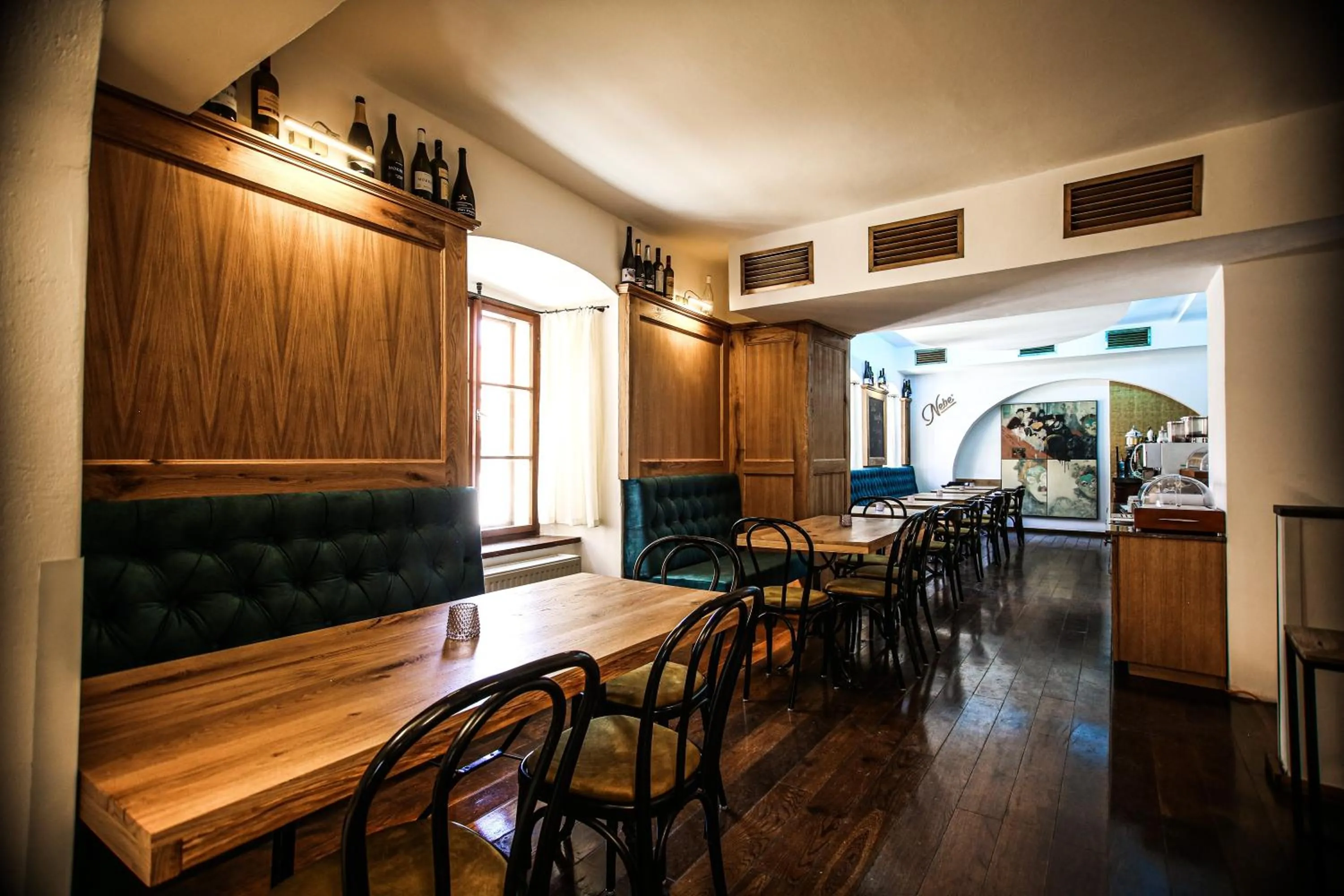 Restaurant/places to eat in Hotel Konvice