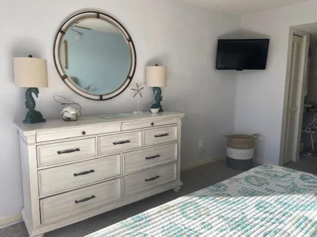 Bed in Key West On My Mind