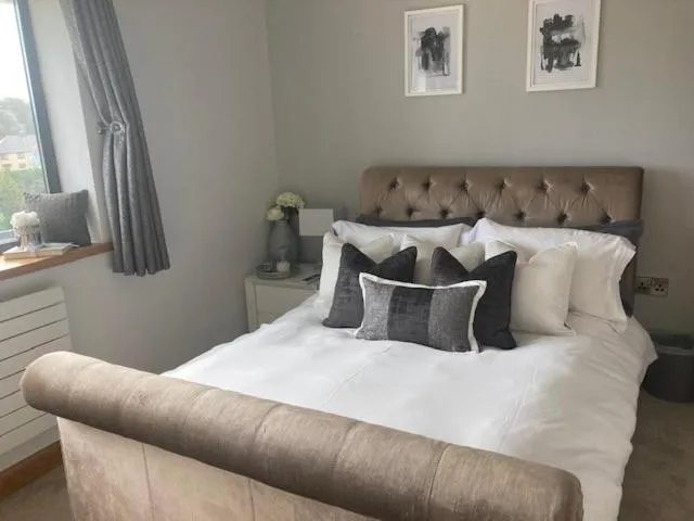 Bed in Seren Las, Tenby