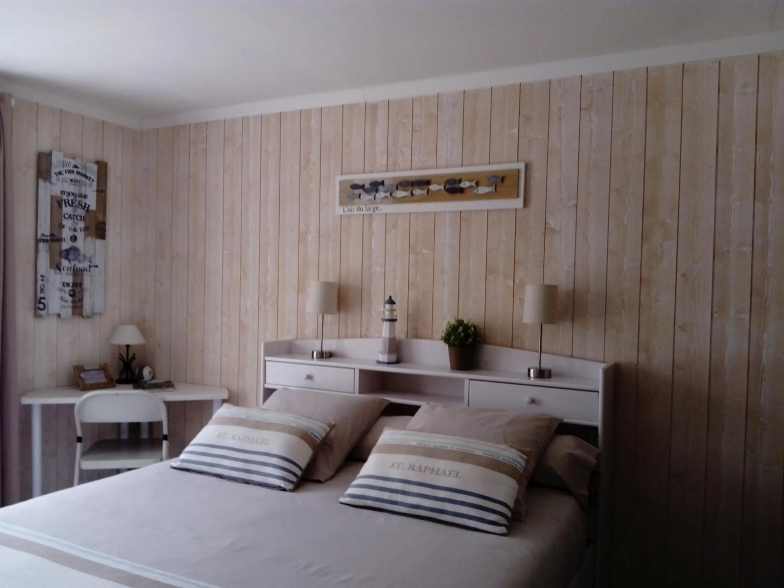 Photo of the whole room, Bed in Chez Isabelle et Guy B&B