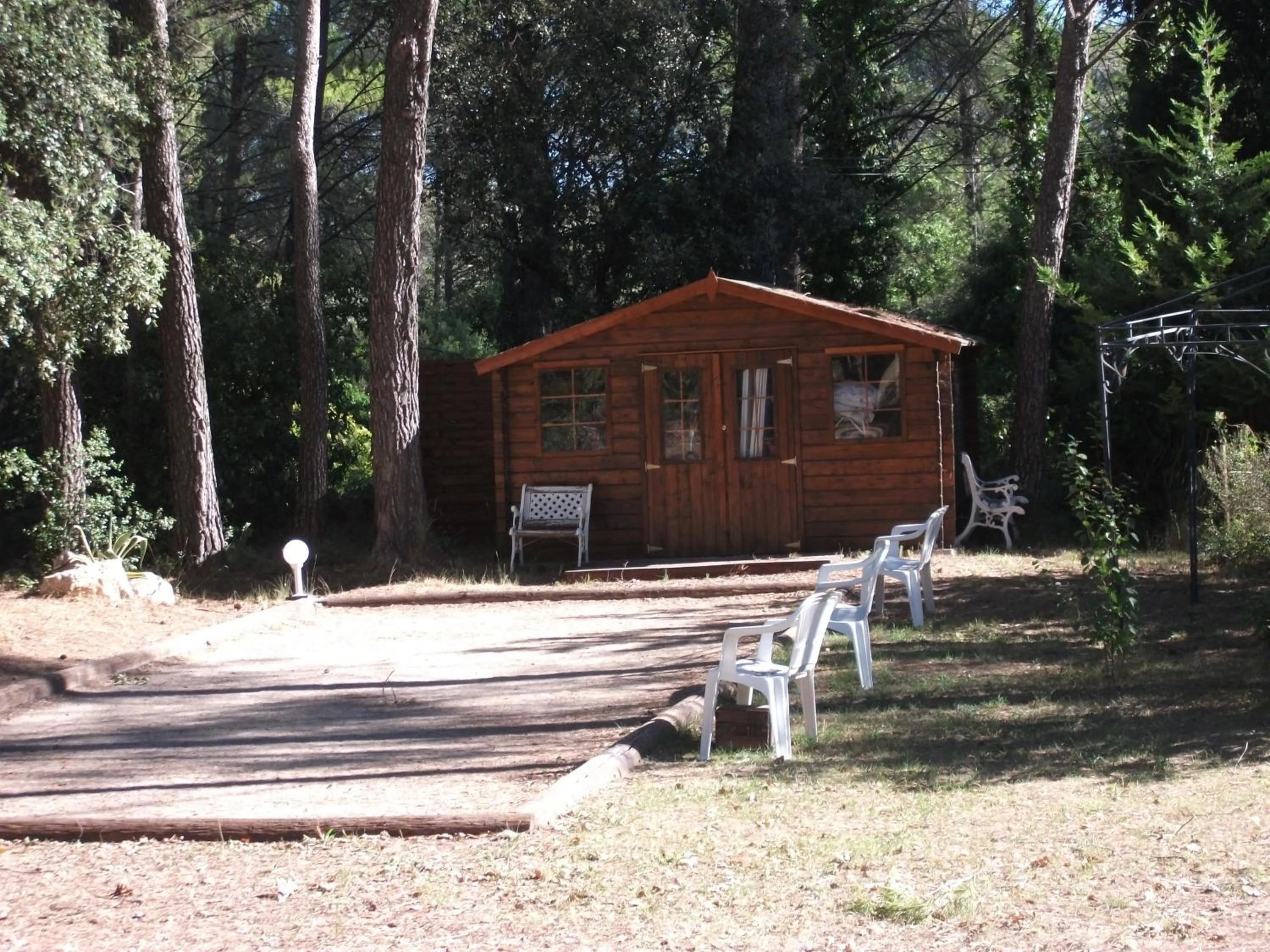Garden in Chez Isabelle et Guy B&B