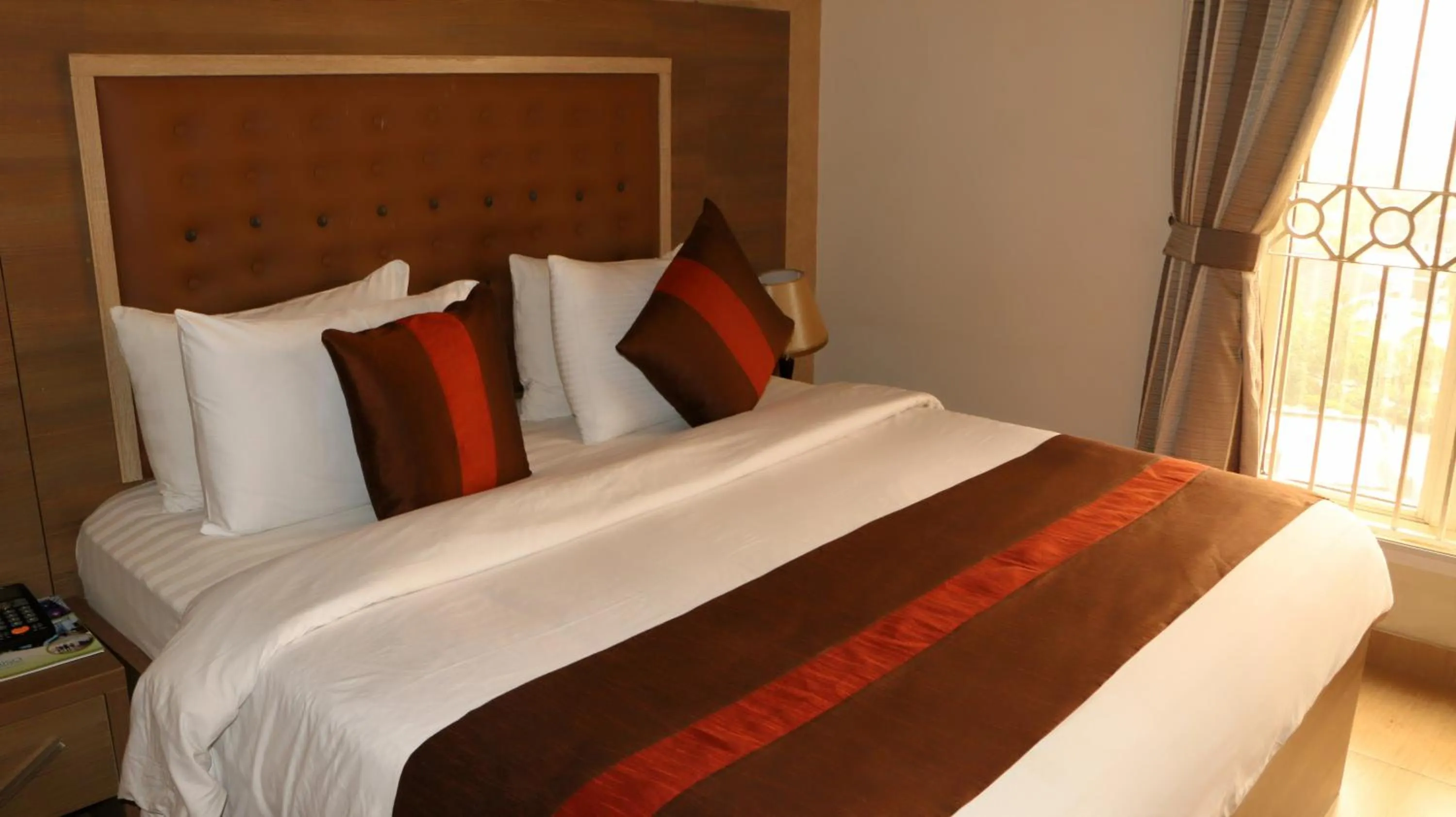 Bed in Nisa Wellness Retreat