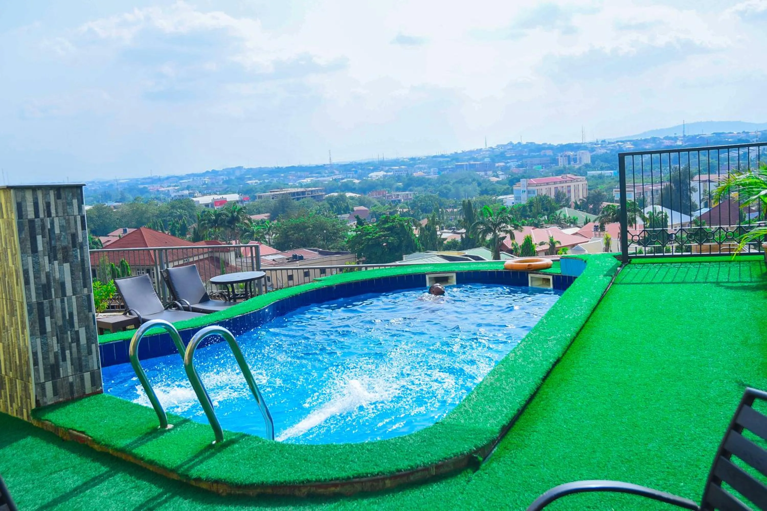 Communal lounge/ TV room in Nisa Wellness Retreat