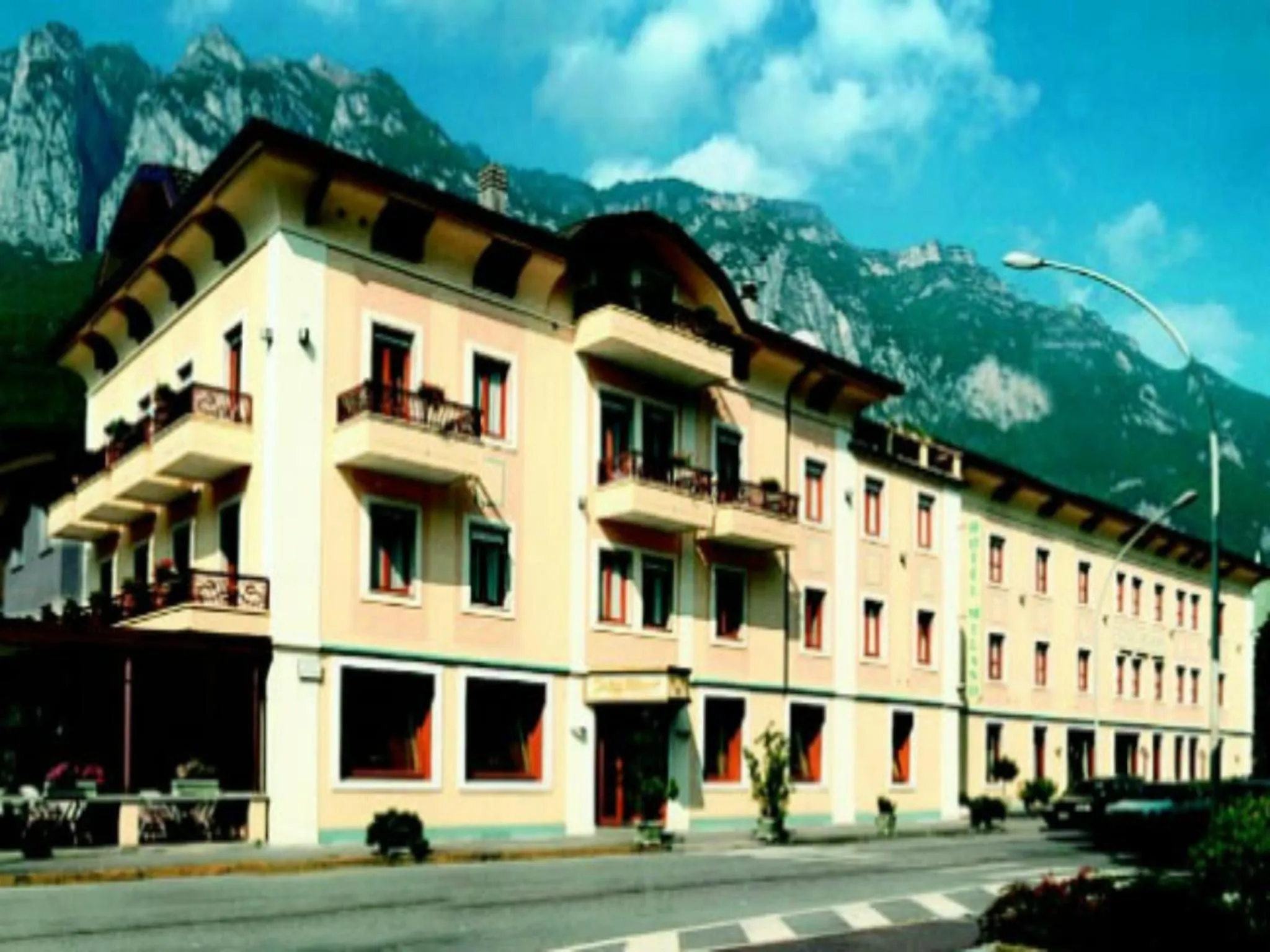 Facade/entrance in Albergo Milano