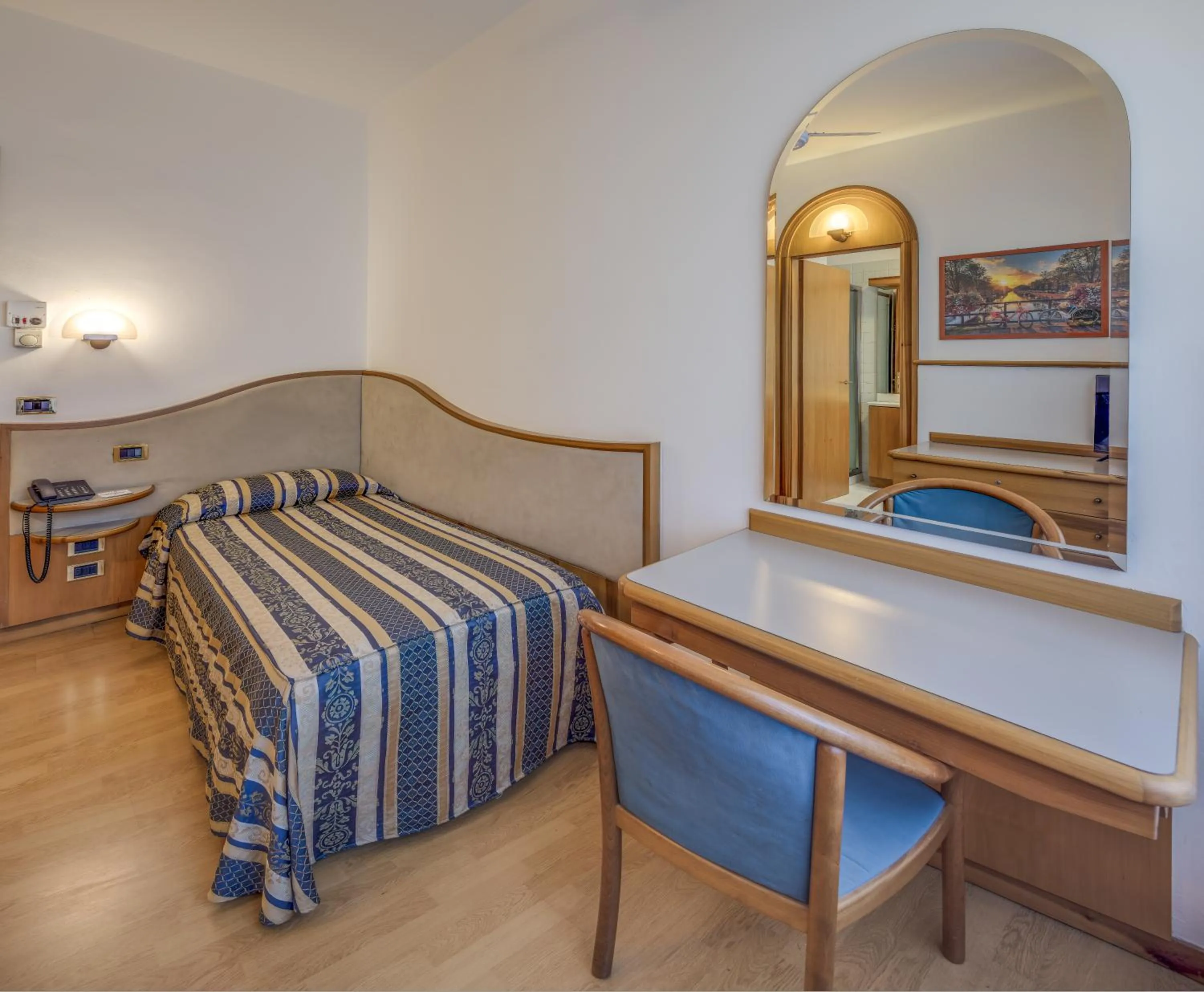 Bed in Albergo Milano