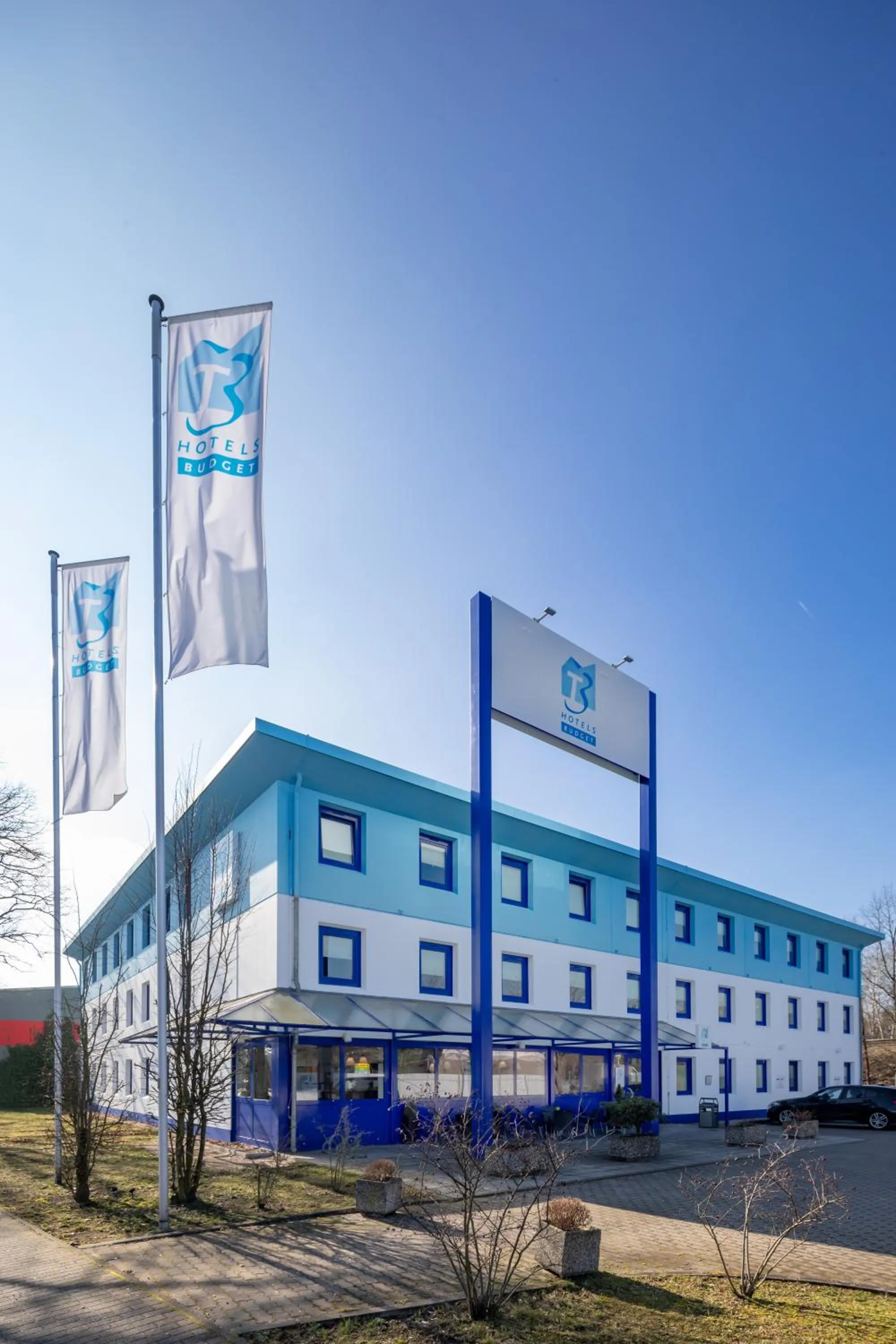 Property building in T3 Budget Berlin Hennigsdorf