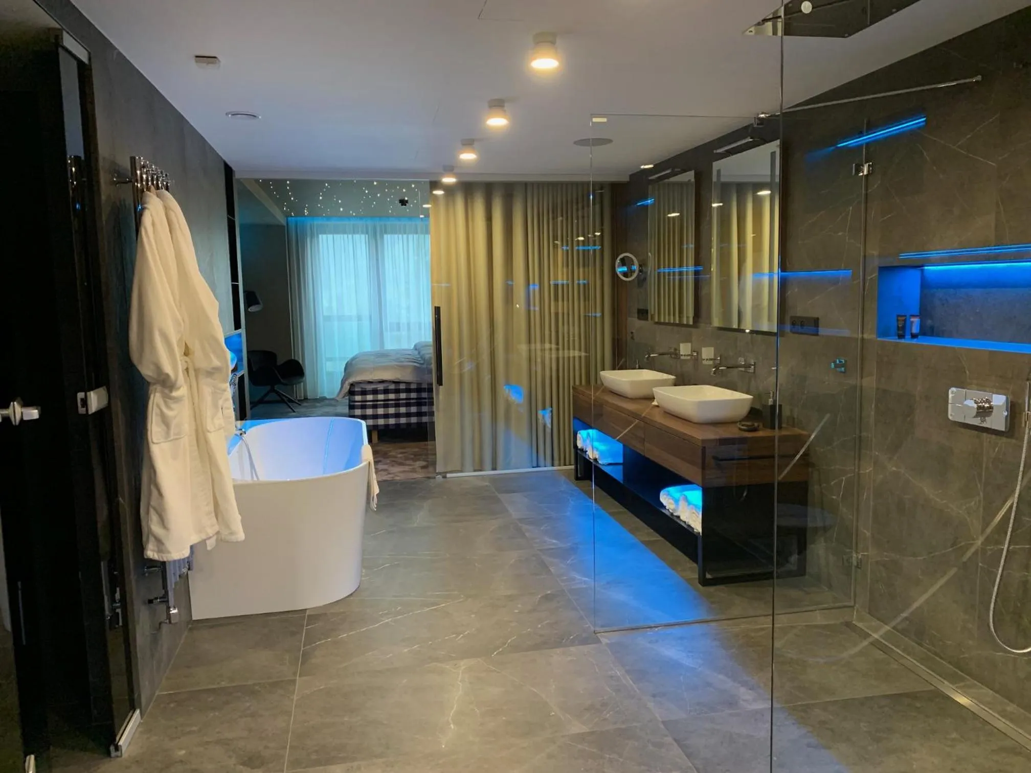 Shower in Harmony Hotel