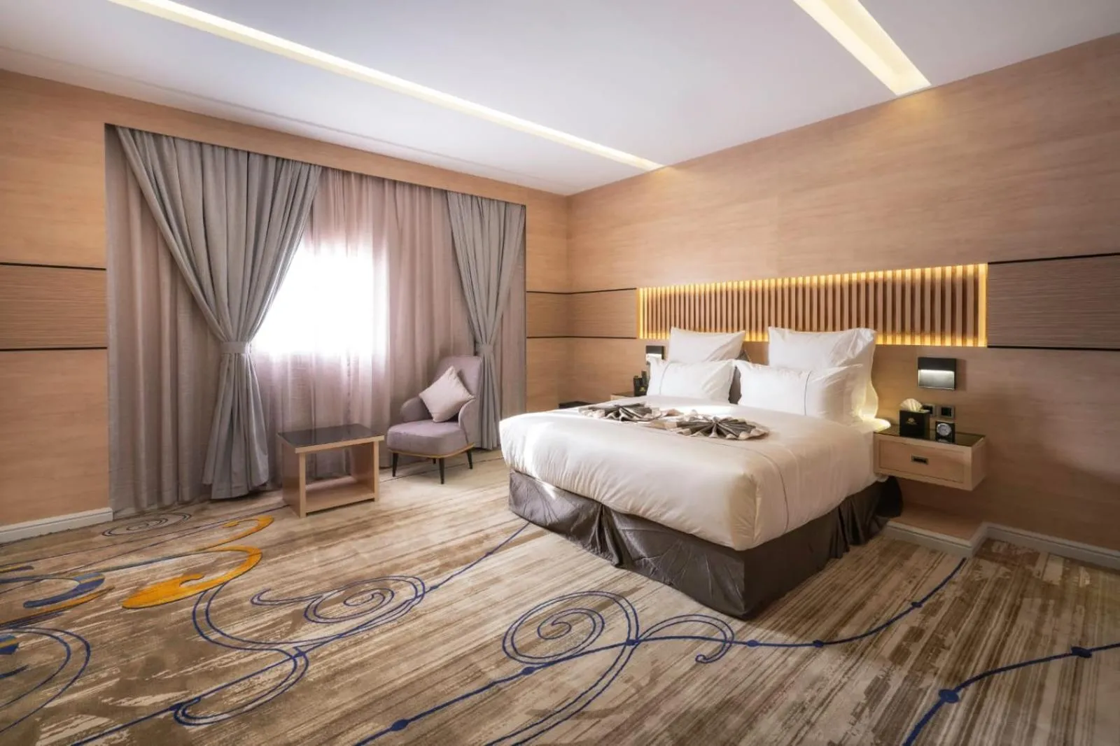 Deluxe Double Room in Msharef Almoden Serviced Apartment