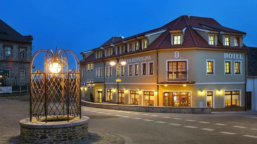 Property building in Záviš z Falkenštejna