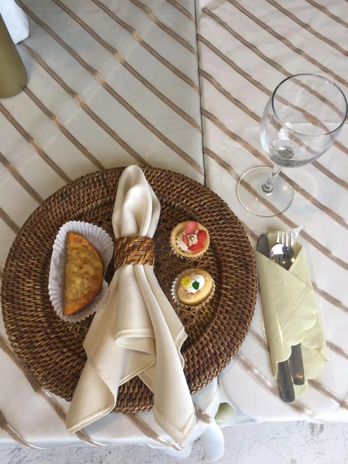 Restaurant/places to eat in Casa iLayaku