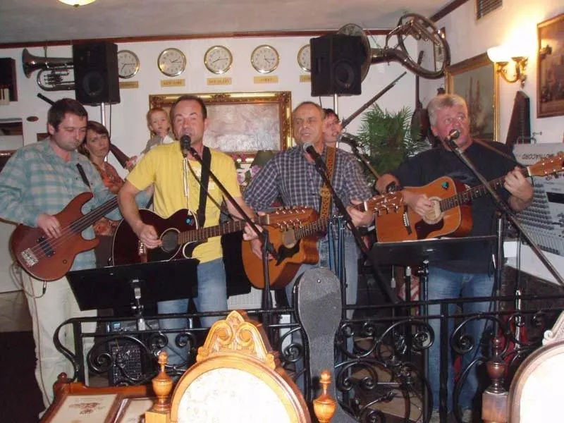 Evening entertainment in Hotel Klor