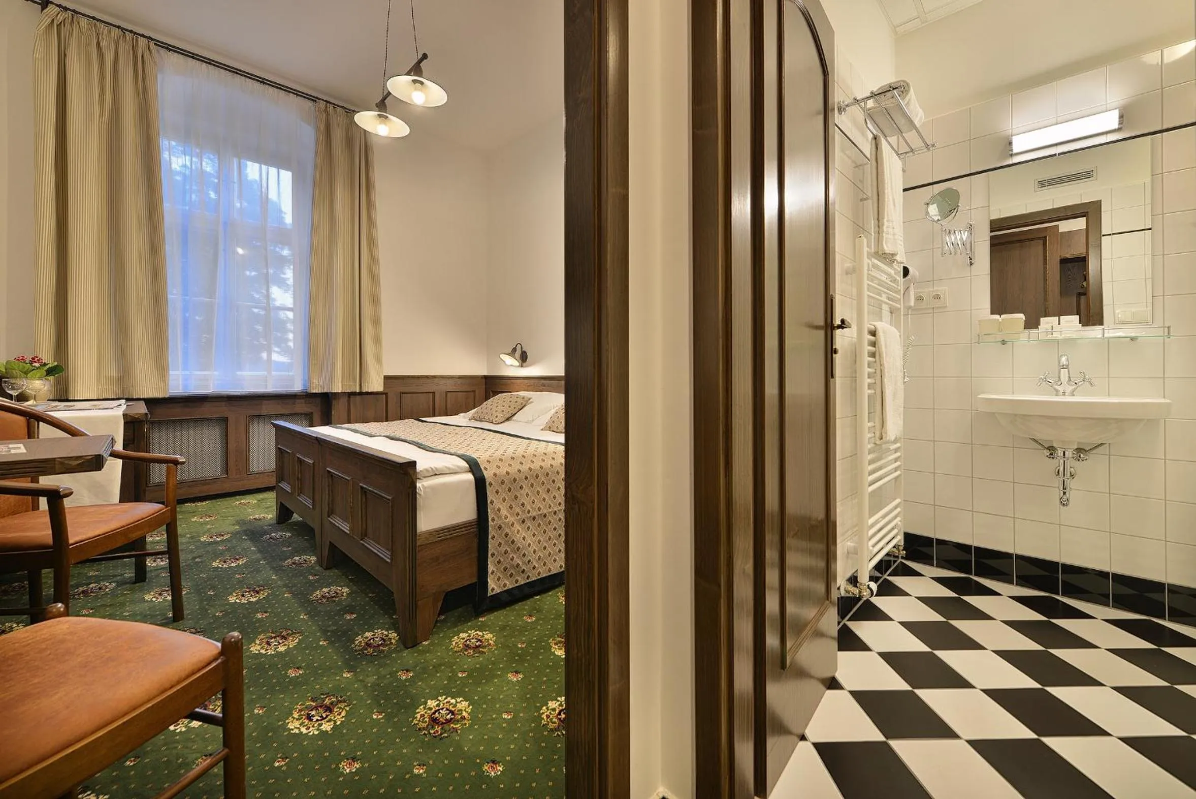 Bedroom, Bed in Hotel Podhrad