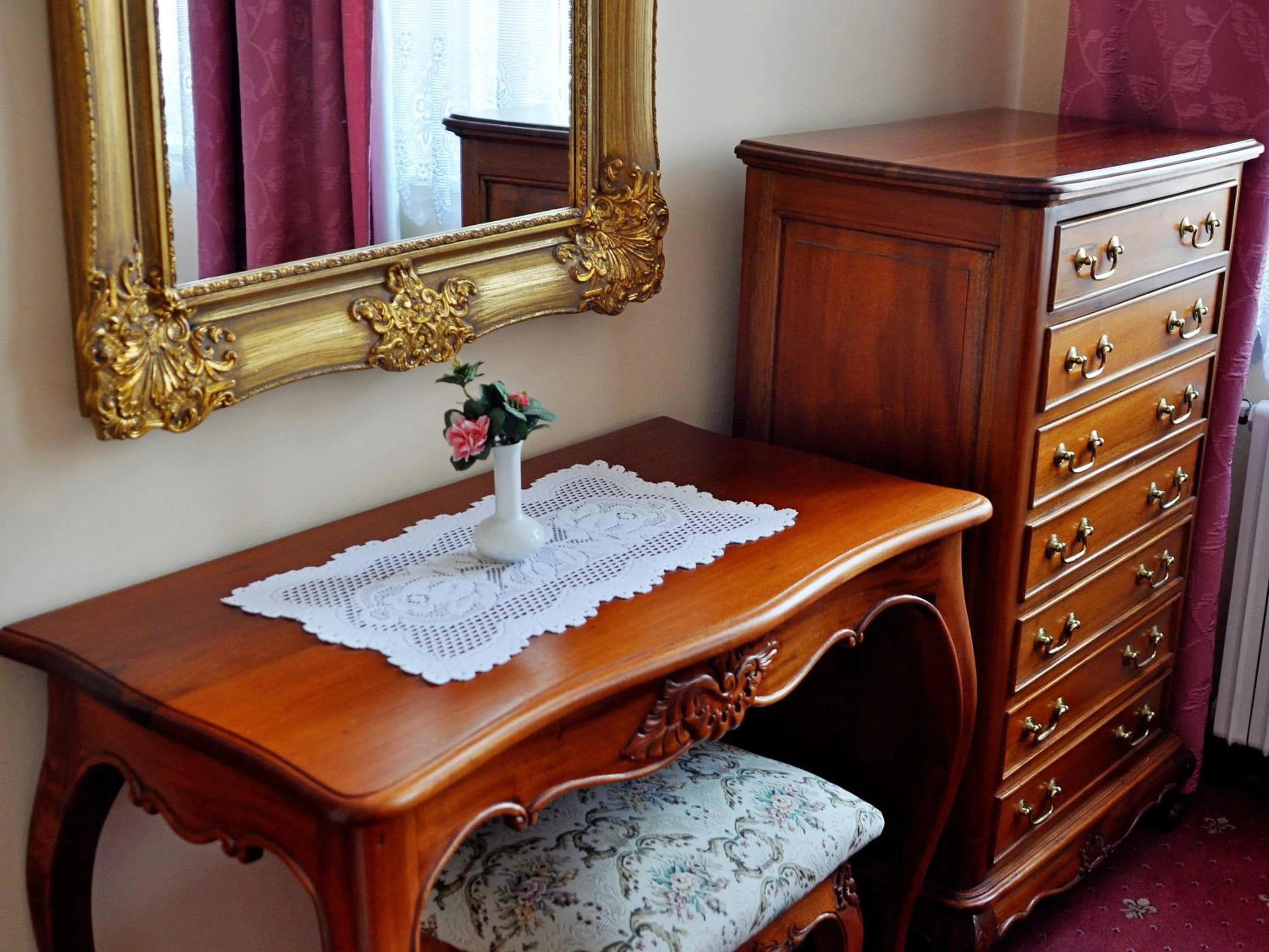 Bedroom in Hotel Opera