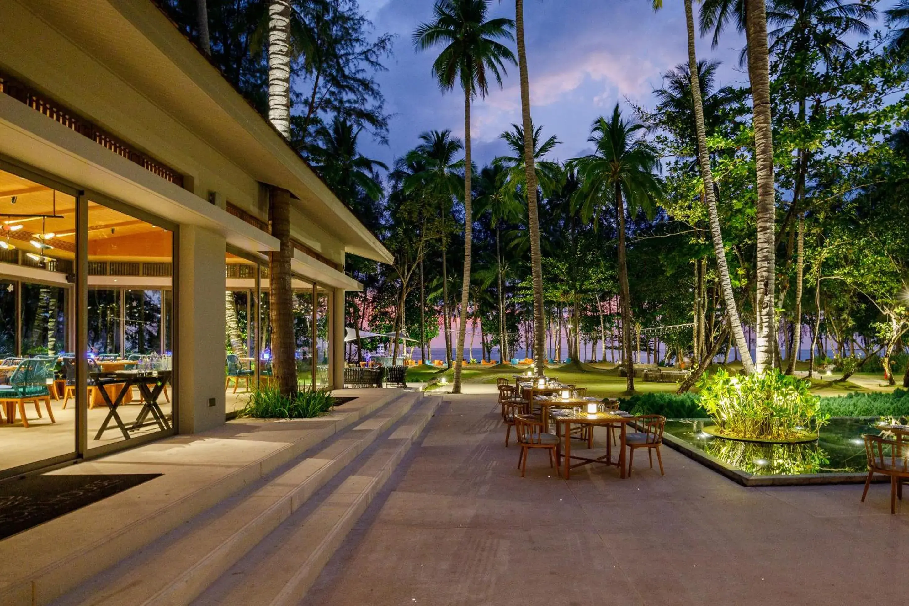 Restaurant/places to eat in Avani Plus Khao Lak Resort Restaurant/places to eat in Avani Plus Khao Lak Resort