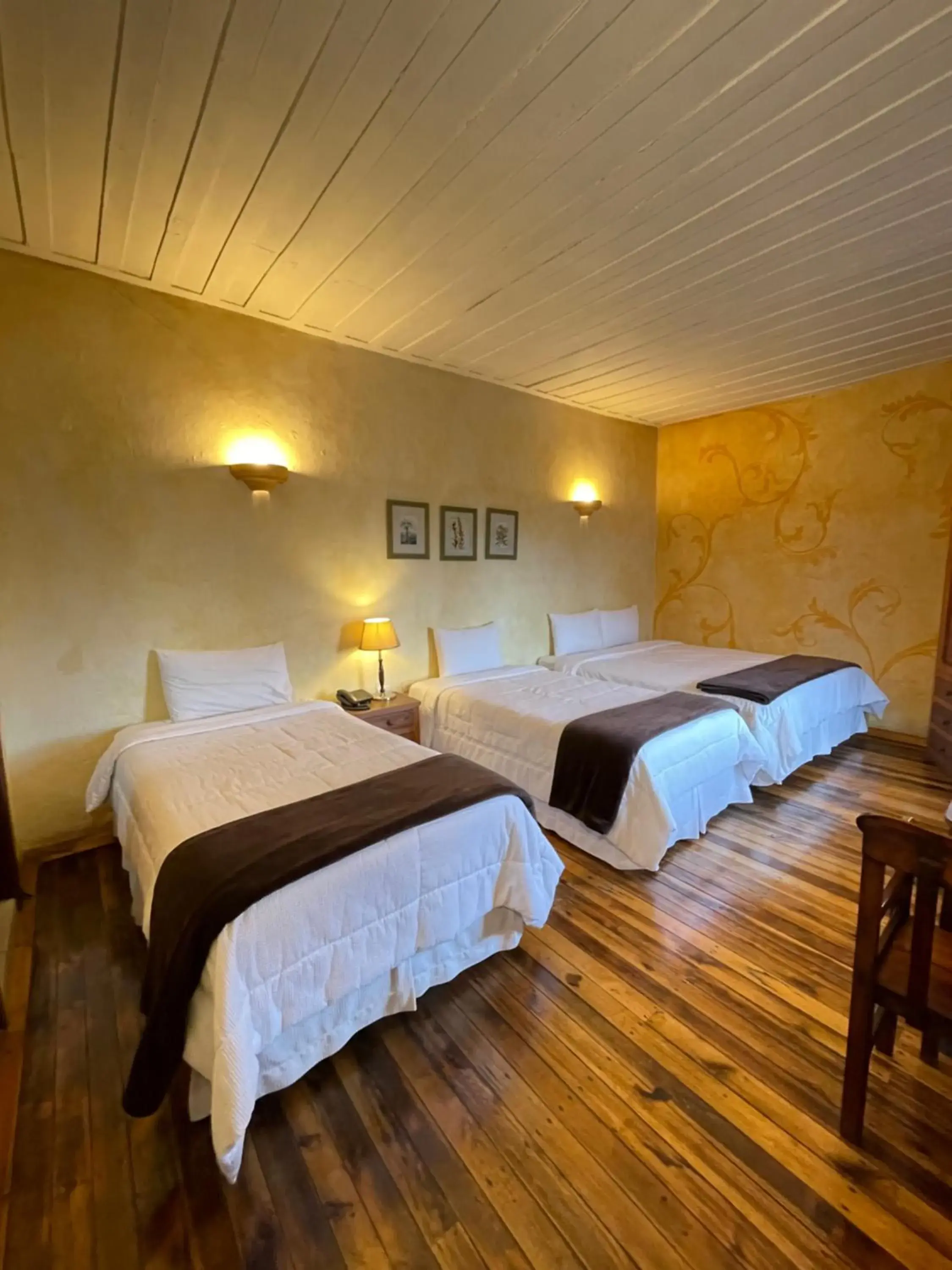 Superior Triple Room in NASS Casa del Aguila Superior Triple Room in NASS Casa del Aguila