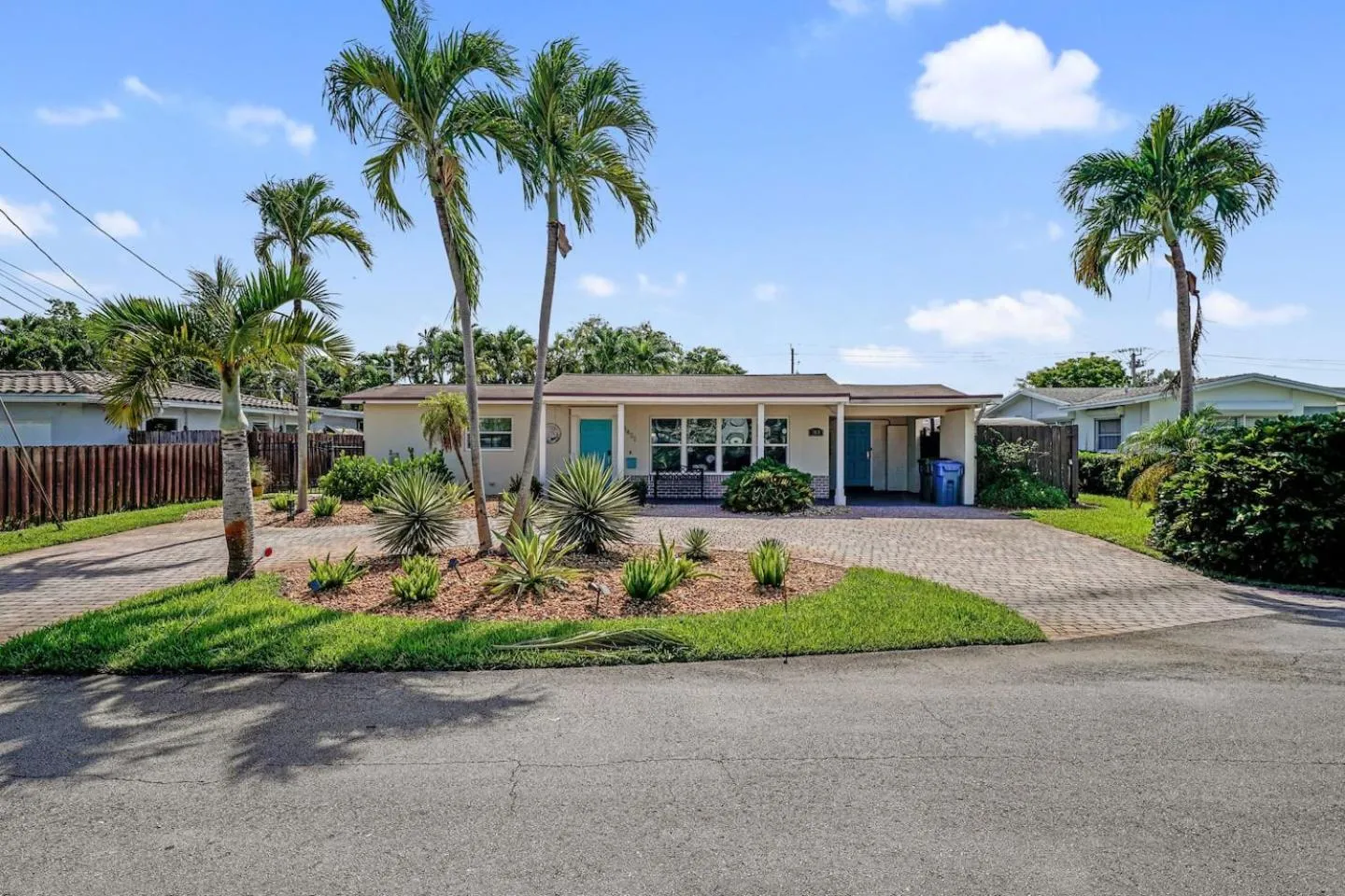Home wpool by PMI OP Canal