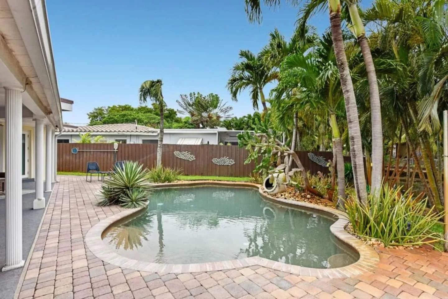 Home wpool by PMI OP Canal