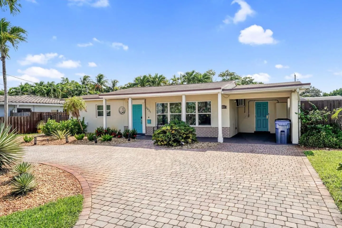 Home wpool by PMI OP Canal