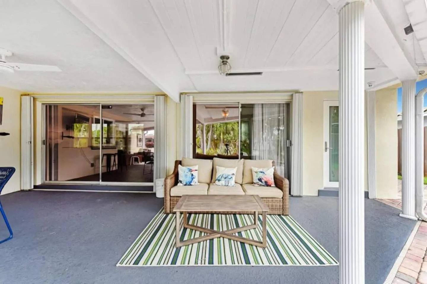 Home wpool by PMI OP Canal