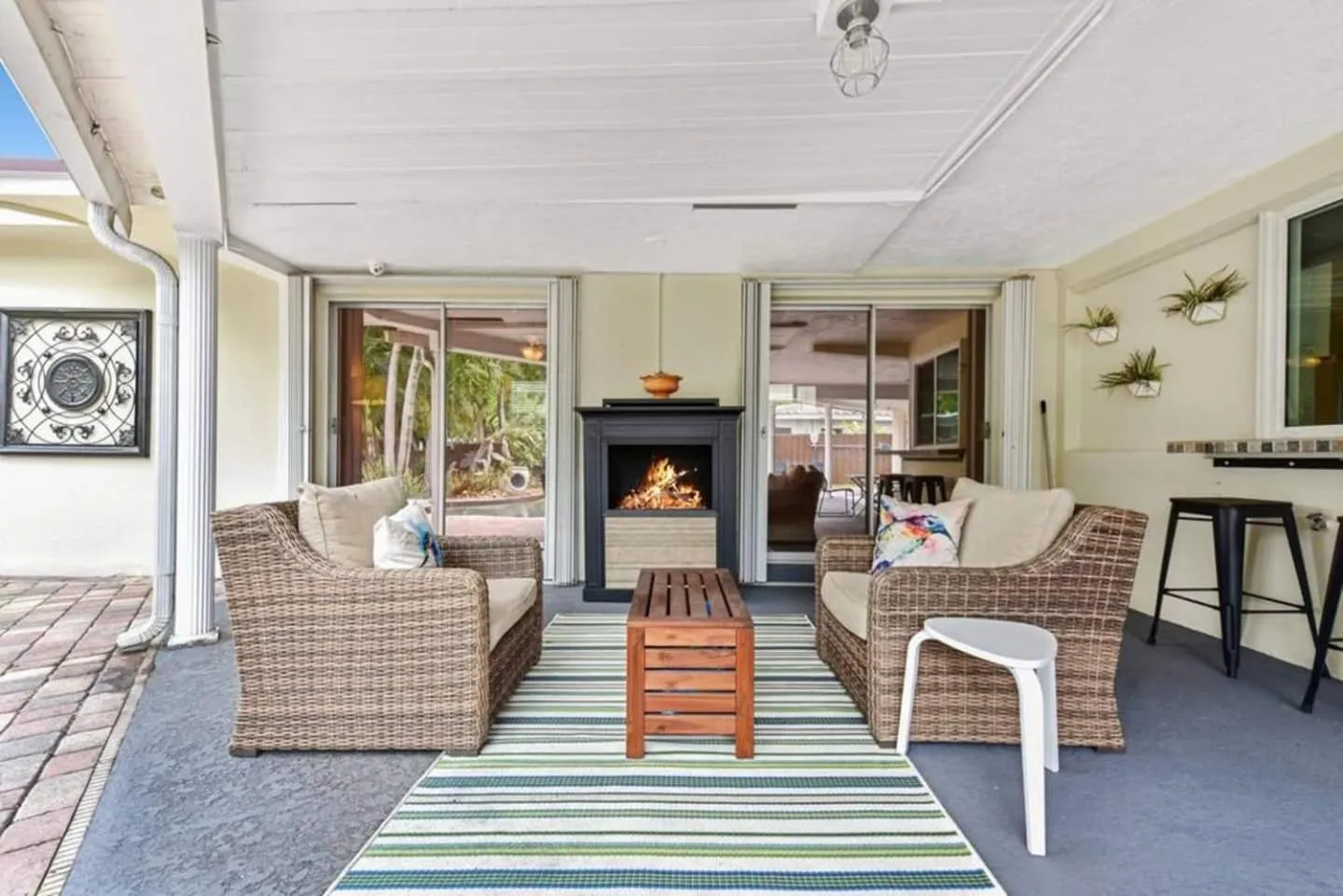 Home wpool by PMI OP Canal