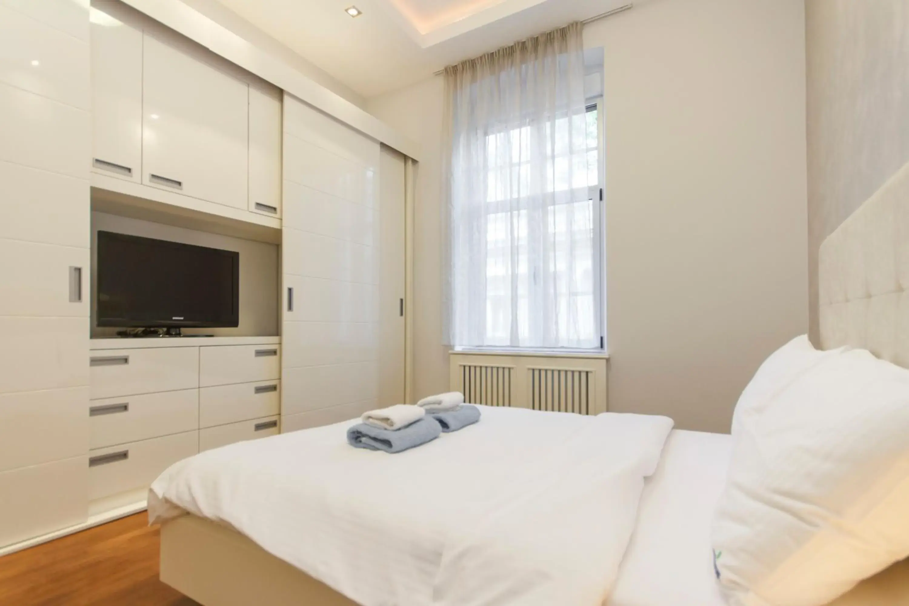 Bedroom, Bed in Central Park Residence Bedroom, Bed in Central Park Residence