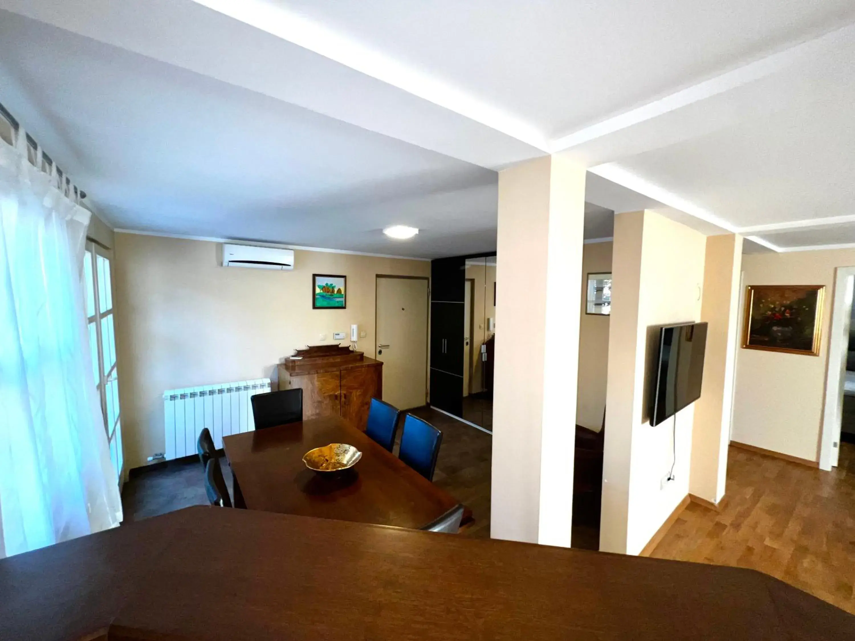 Living room in Central Park Residence Living room in Central Park Residence