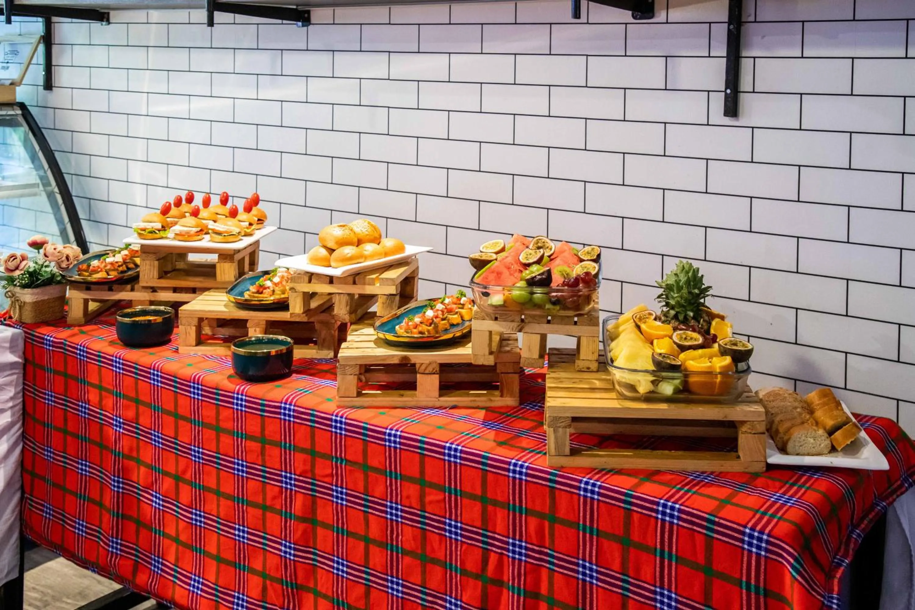 Breakfast in Gigiri Lion Villas I