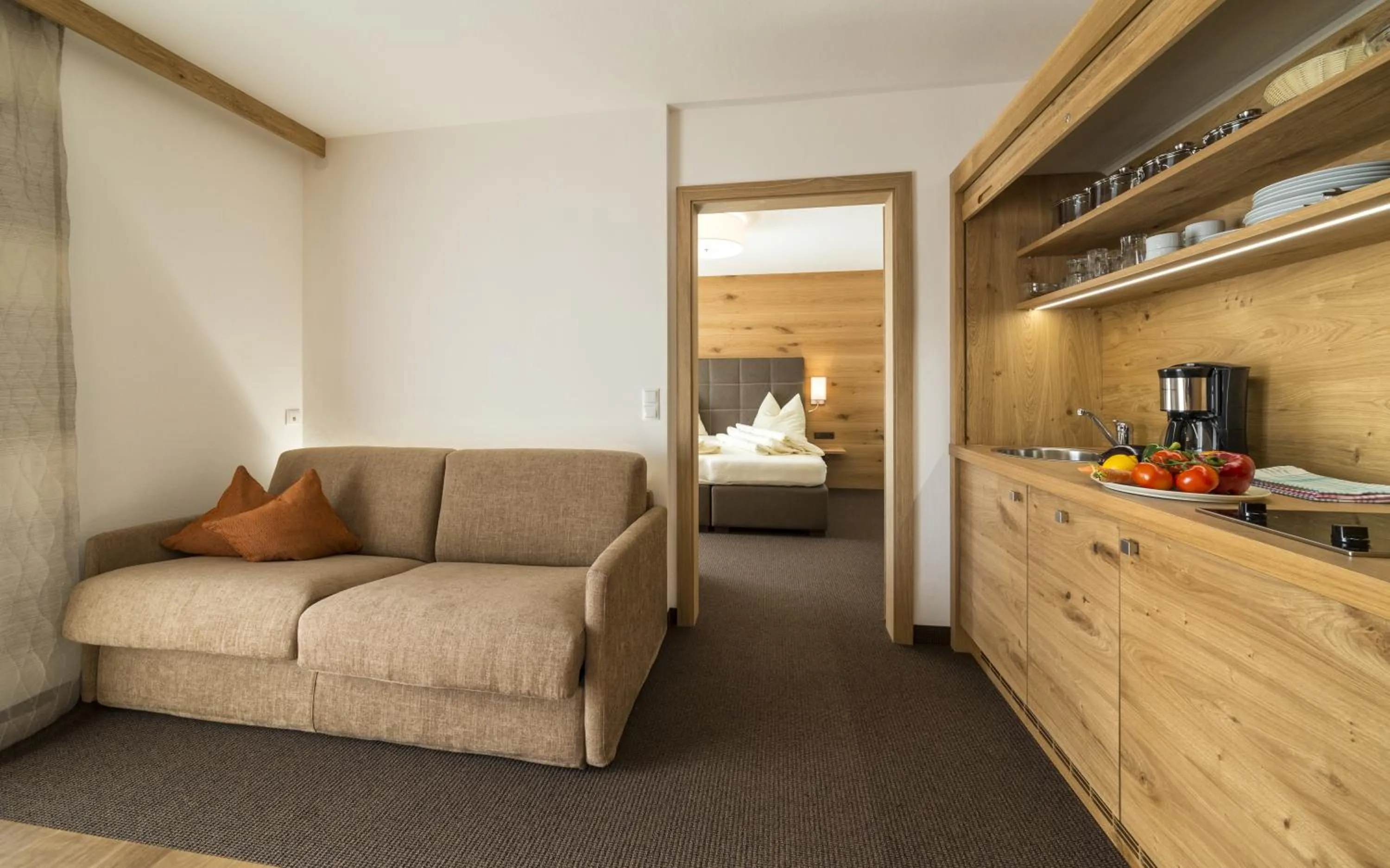 Kitchen or kitchenette in mittendorf klimaresidence