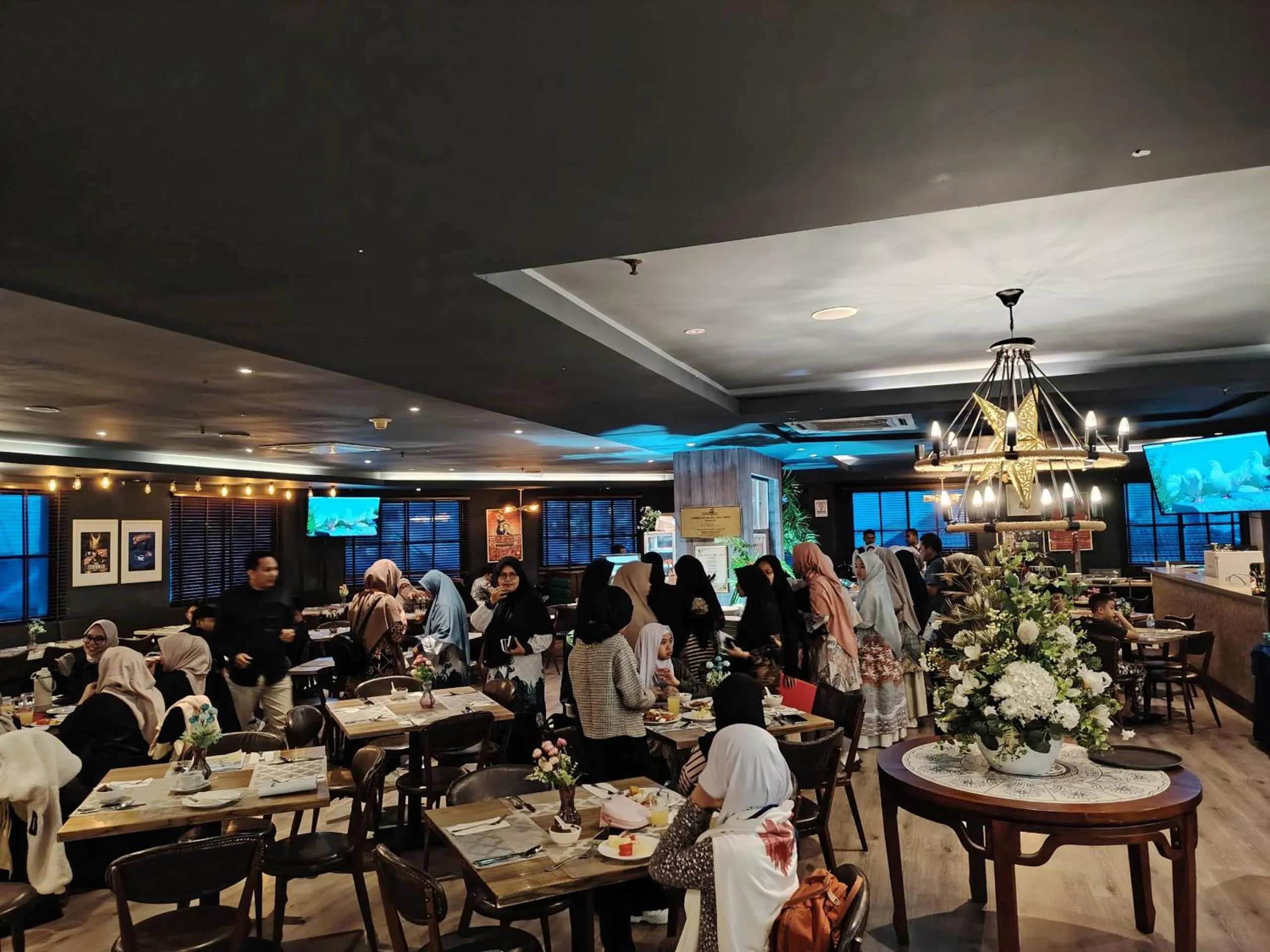 Restaurant/places to eat in Alamis City Kuala Lumpur - Formerly EDC Hotel Kuala Lumpur