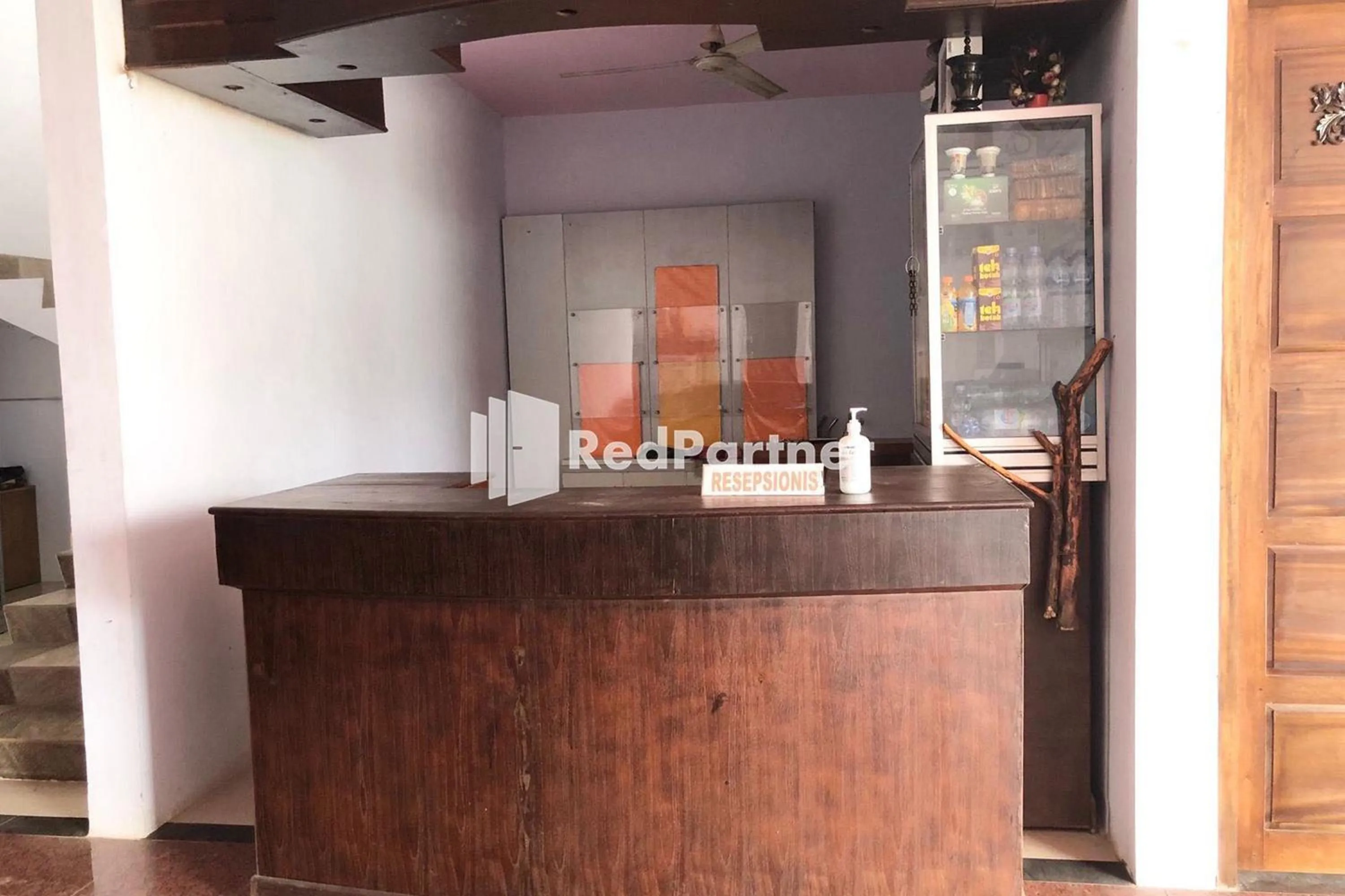 Lobby or reception in Wisma Suci Syariah Polewali Mandar Mitra RedDoorz