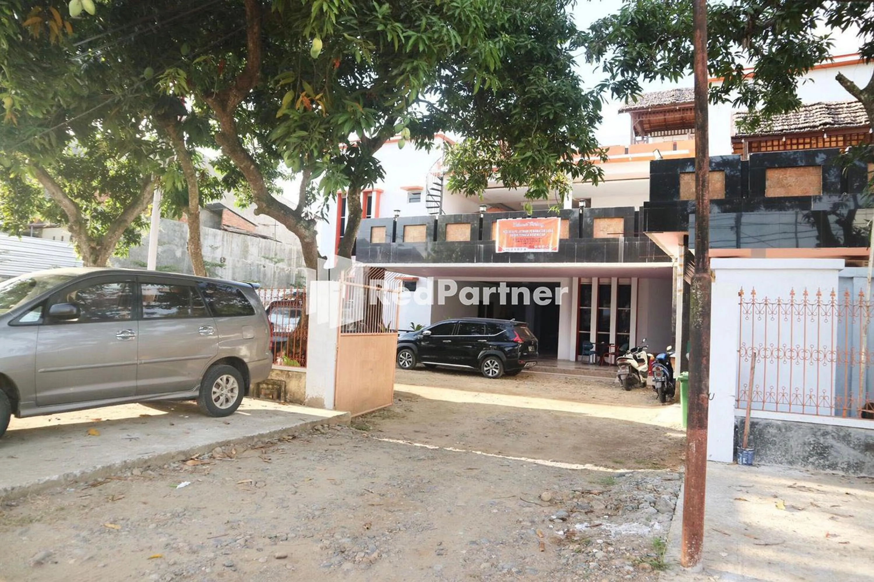 Property building in Wisma Suci Syariah Polewali Mandar Mitra RedDoorz