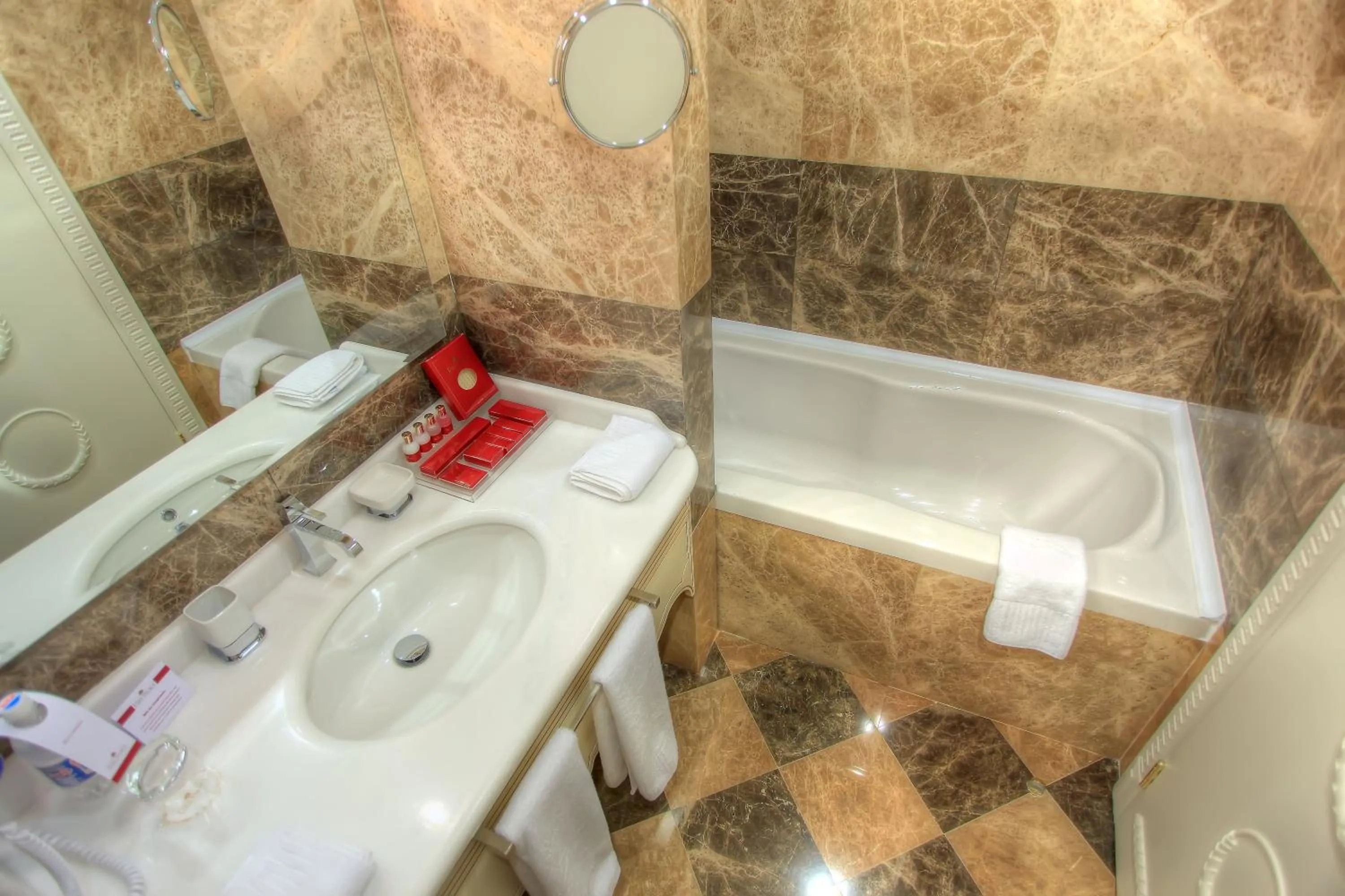 Bathroom in Lake Palace Baku