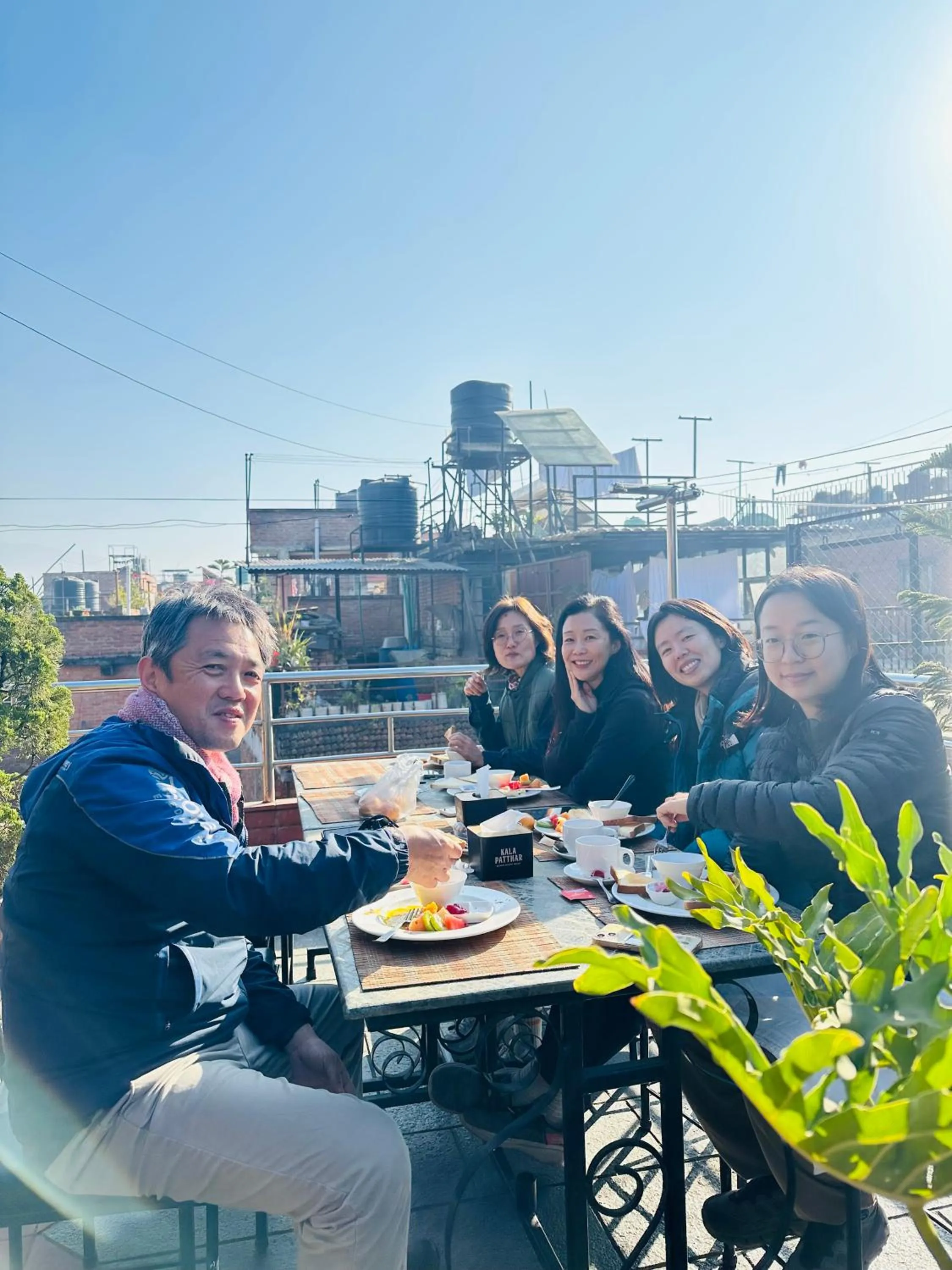 Restaurant/places to eat in Hotel vintage Home