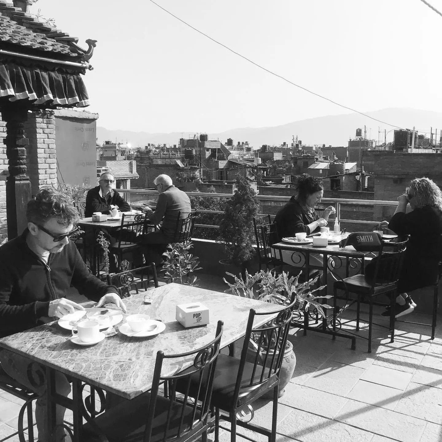 Restaurant/places to eat in Hotel vintage Home