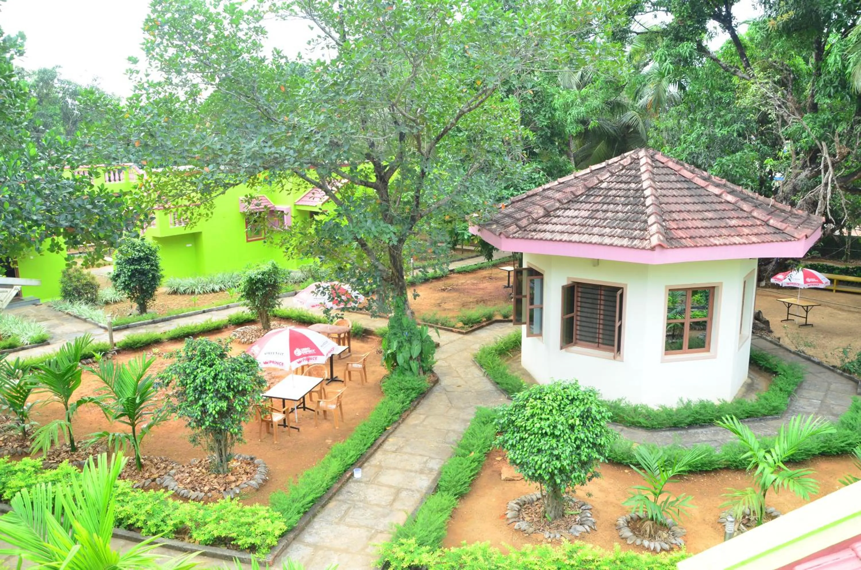 Property building in Sunny's Serenity Resort