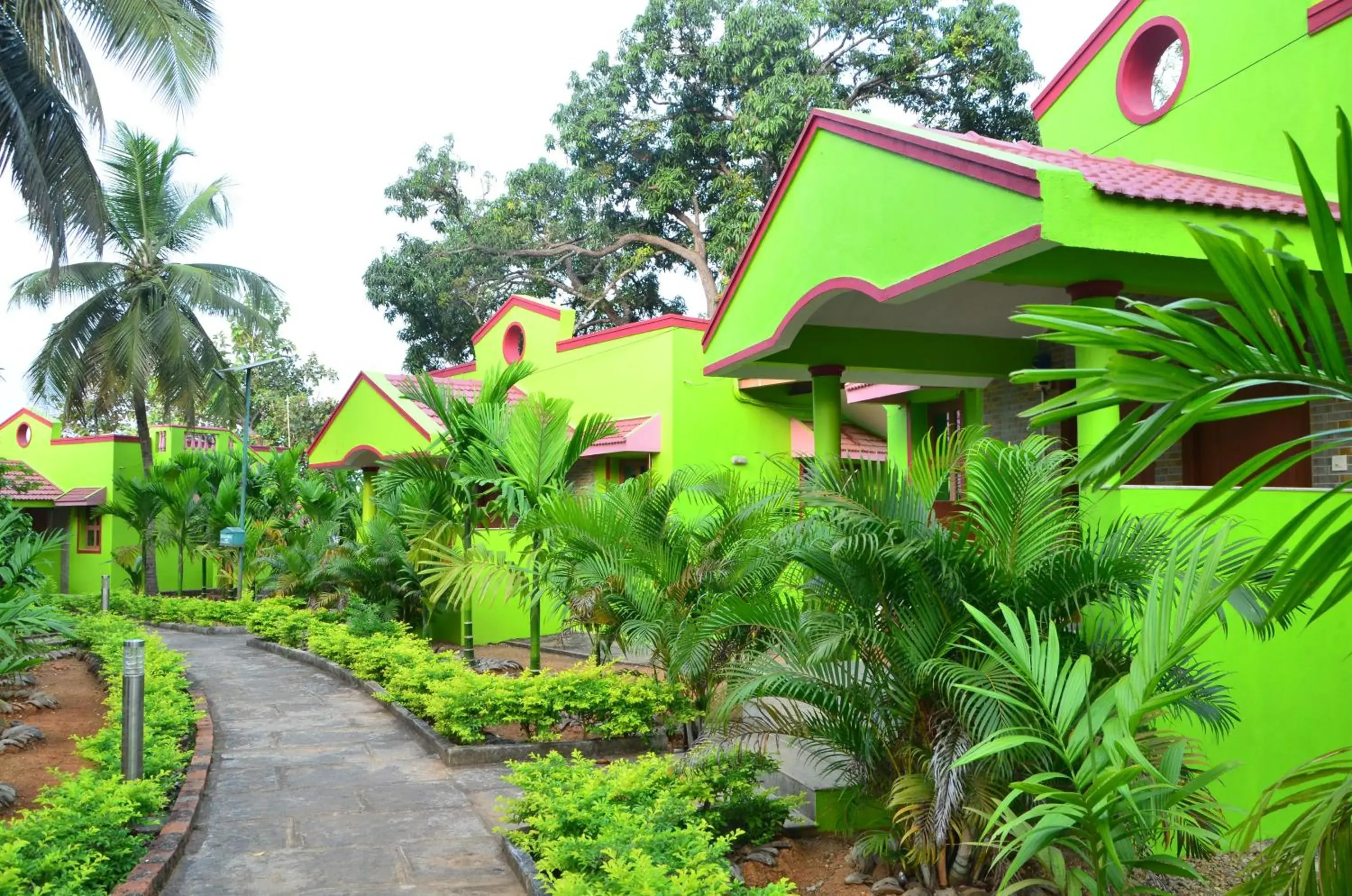 Property building in Sunny's Serenity Resort Property building in Sunny's Serenity Resort