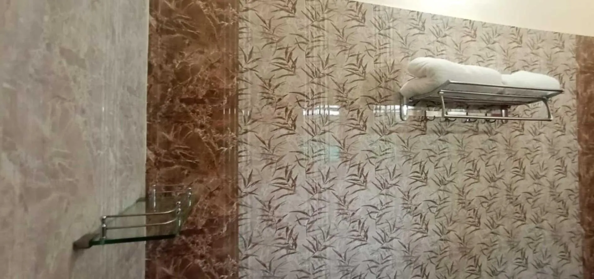 Bathroom in Sunny's Serenity Resort