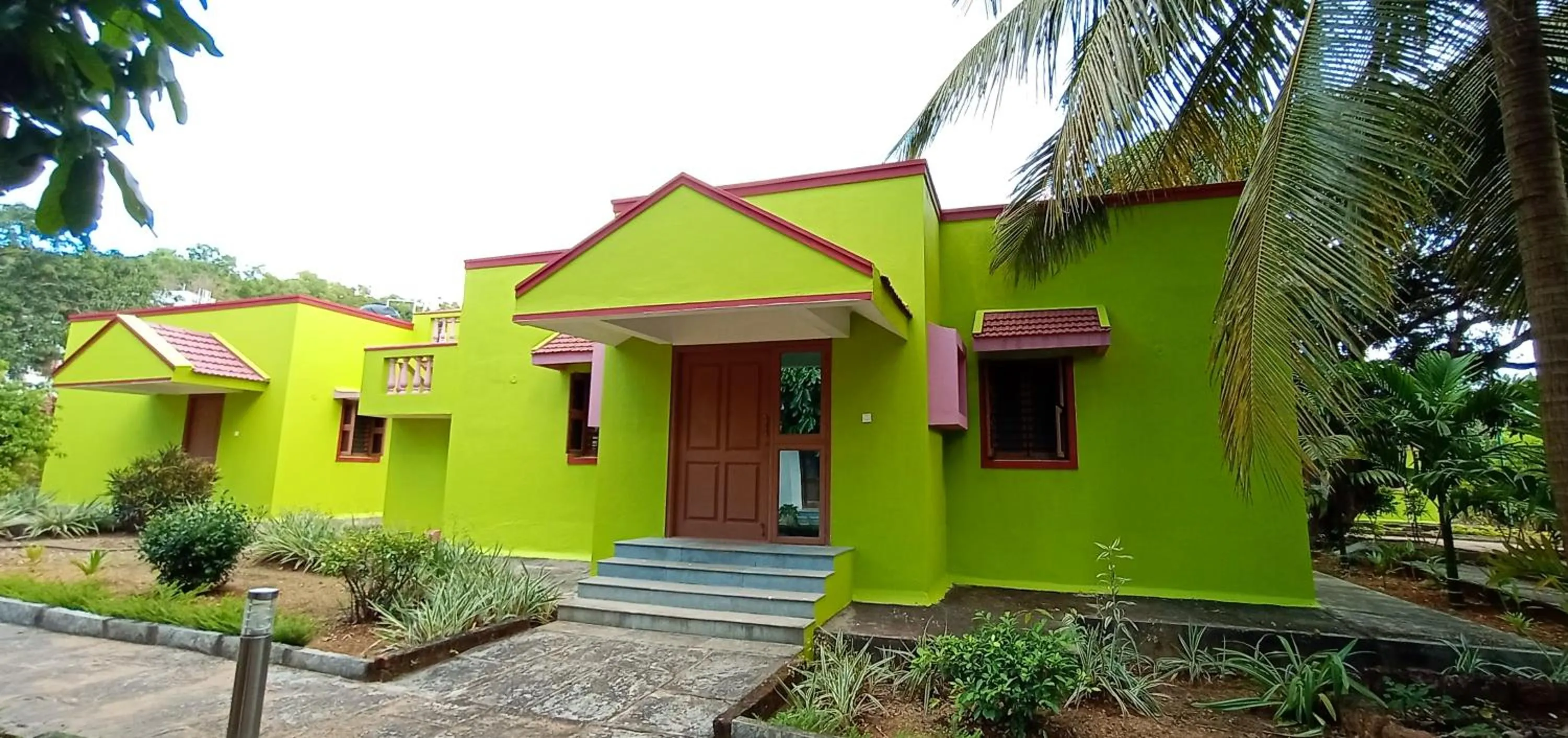 Property building in Sunny's Serenity Resort