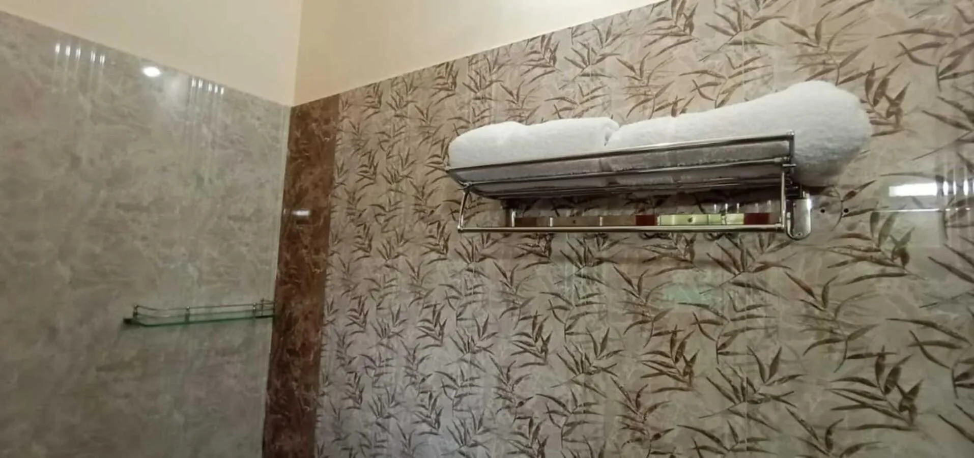 Bathroom in Sunny's Serenity Resort