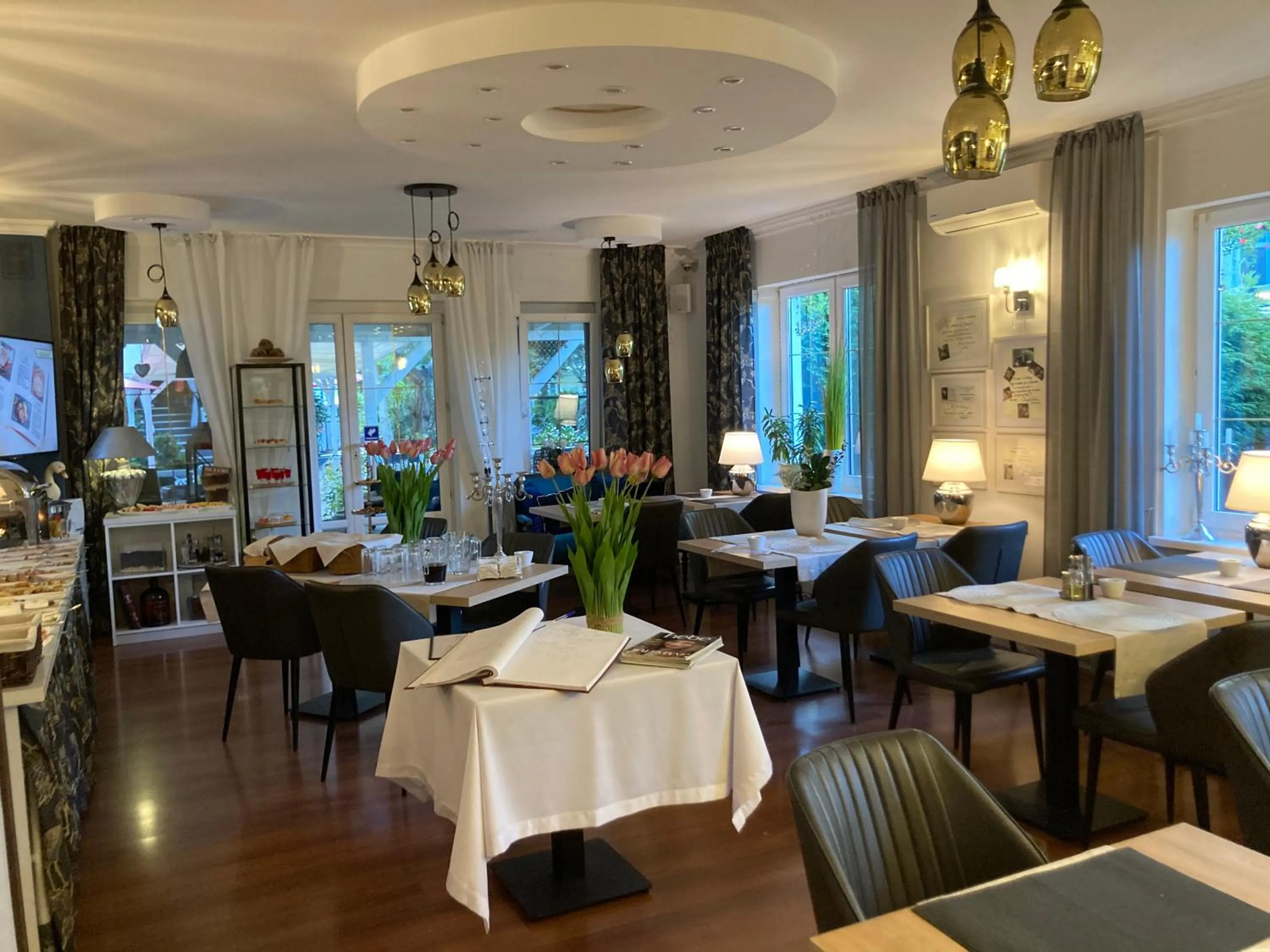Restaurant/places to eat in Rezydencja Pod Tężnią & SPA