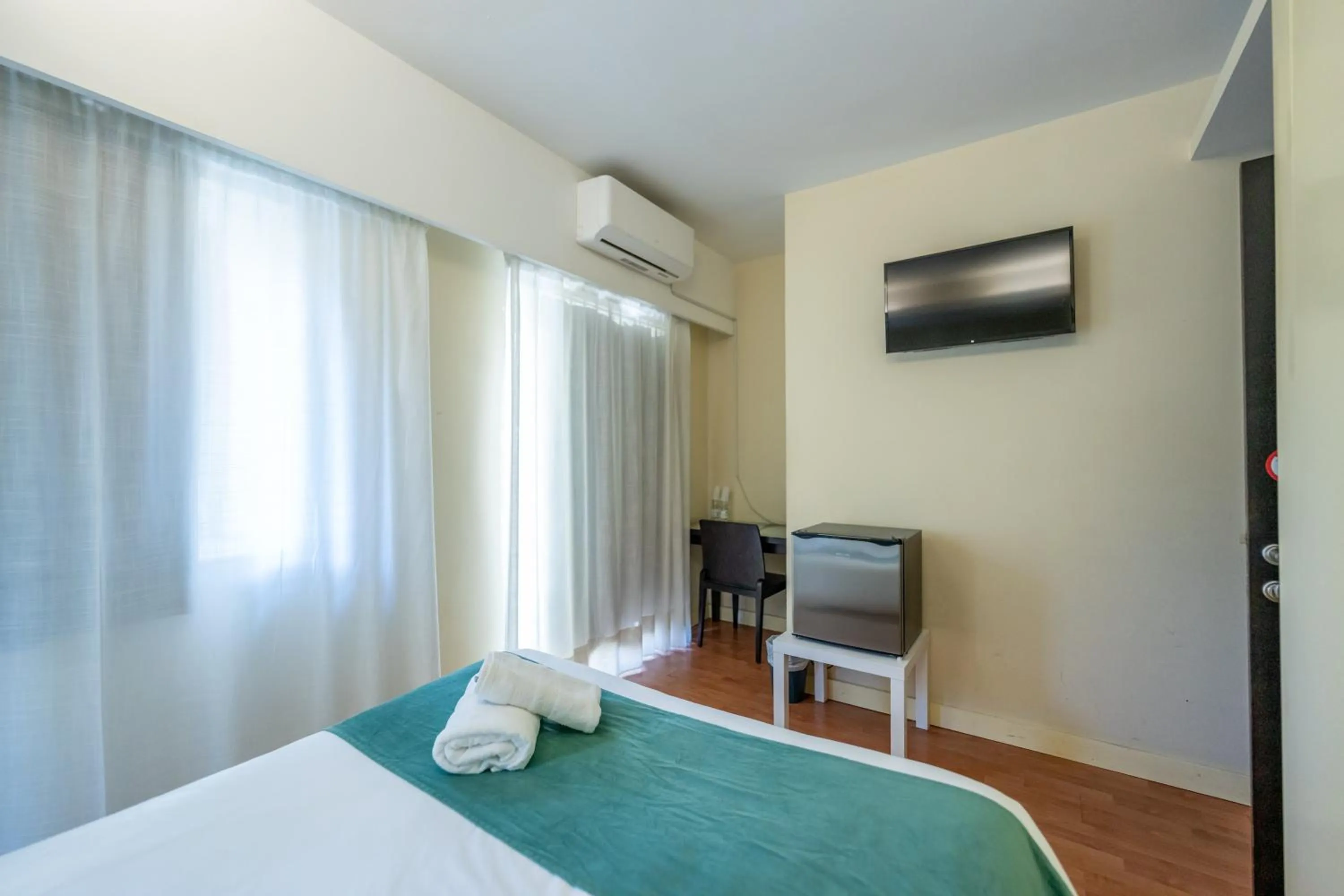 Bed in Hotel Monasterio Granada - Adults Only