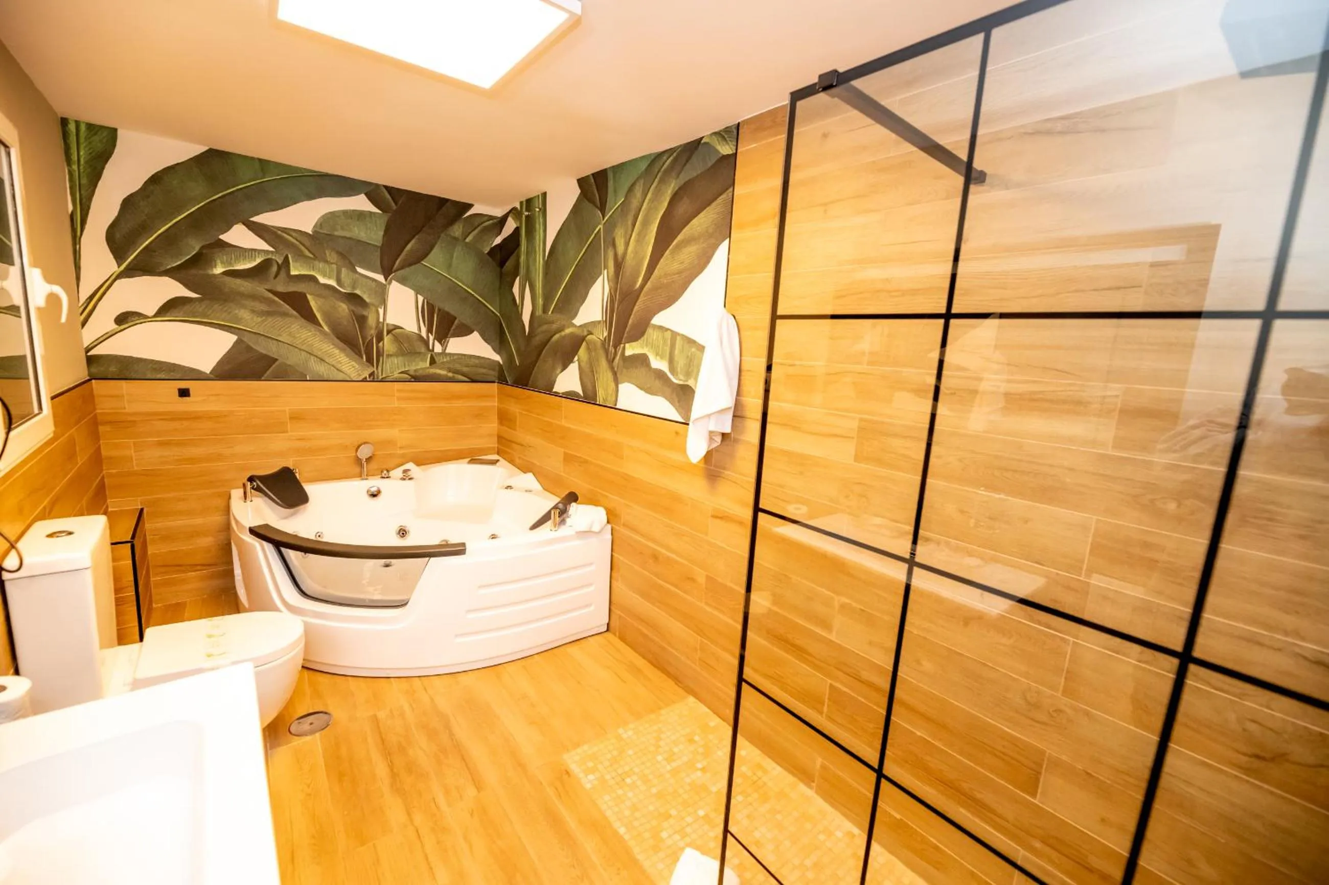 Bathroom in Hotel Monasterio Granada - Adults Only