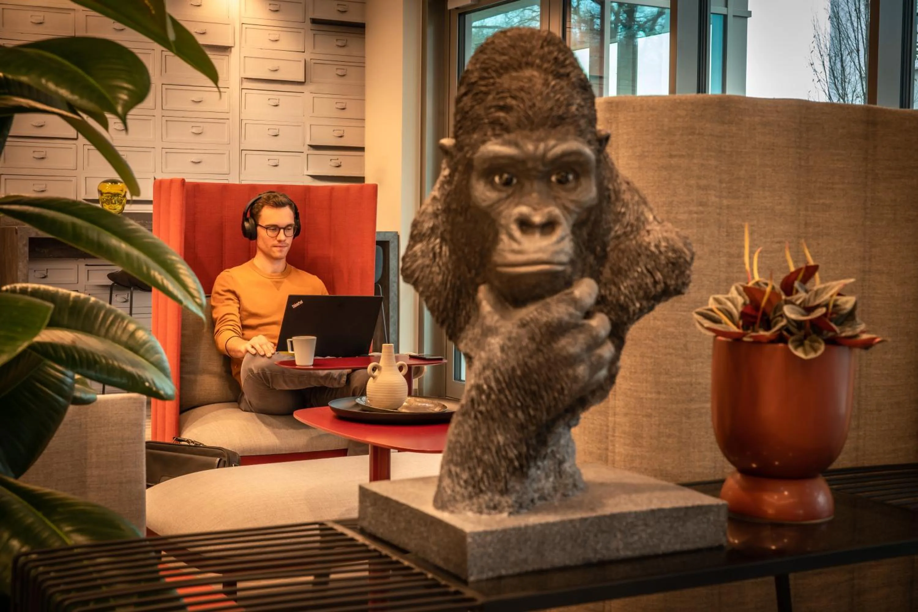 People in LOGINN Hotel Stuttgart Zuffenhausen