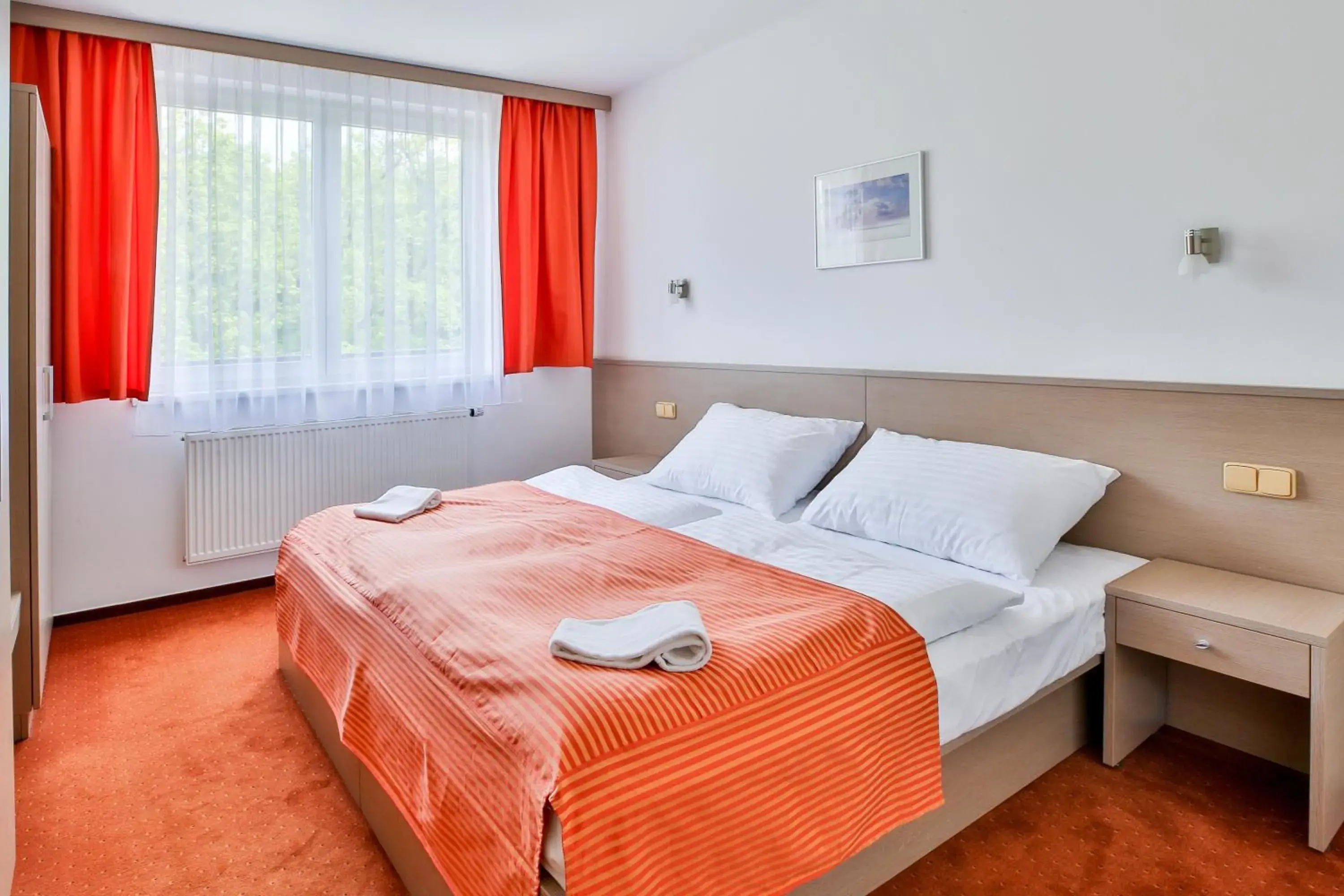 Apartment with Kitchenette in LH Parkhotel Hluboka Nad Vltavou Congress & Wellness Apartment with Kitchenette in LH Parkhotel Hluboka Nad Vltavou Congress & Wellness