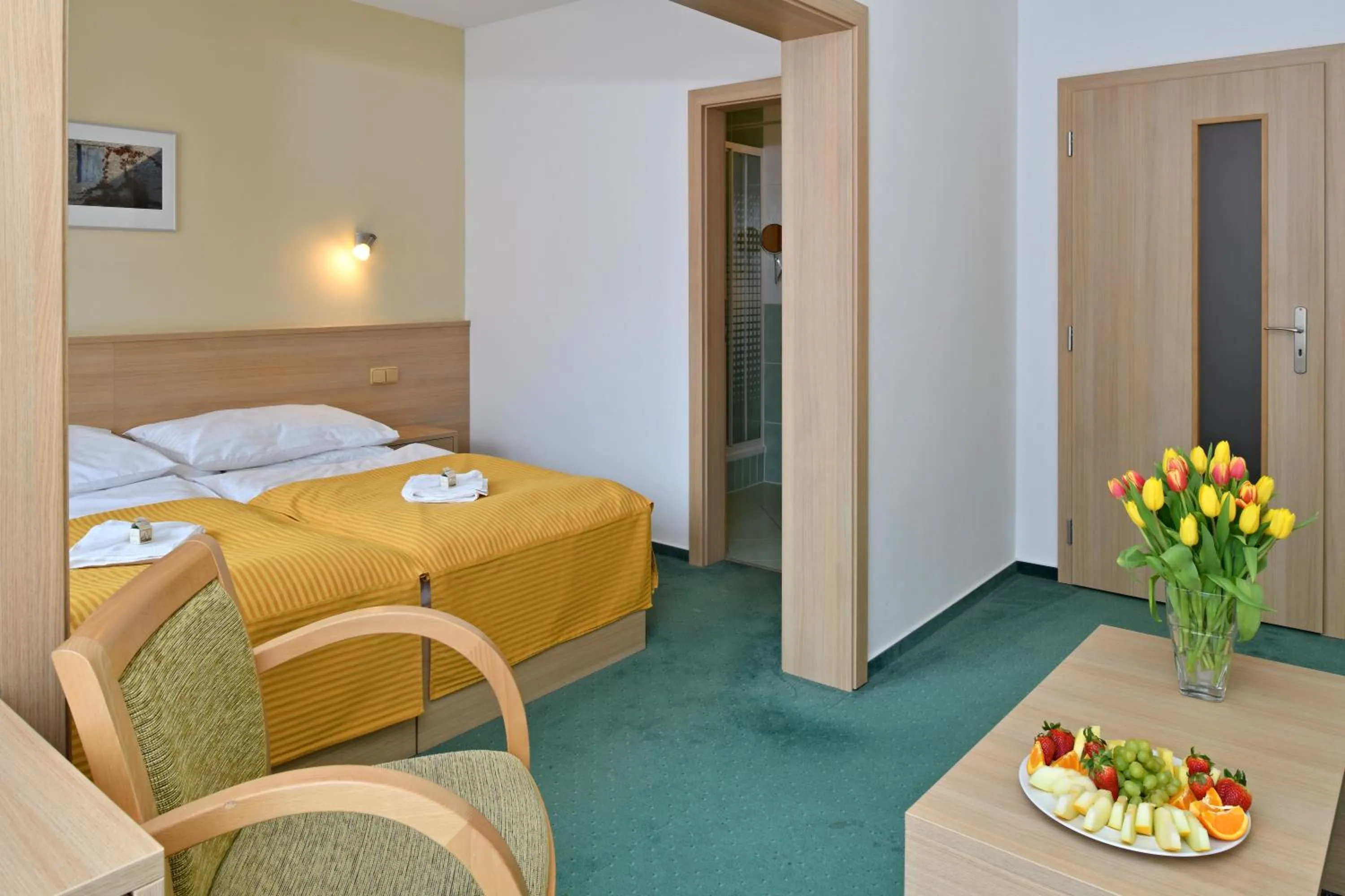 Bed in LH Parkhotel Hluboka Nad Vltavou Congress & Wellness