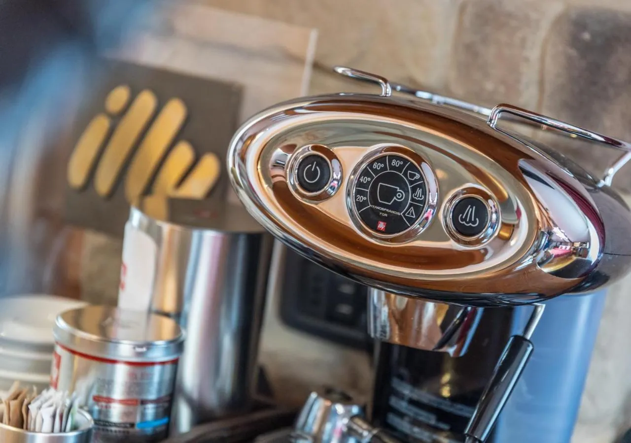 Coffee/tea facilities in Garden Wellness Hotel S