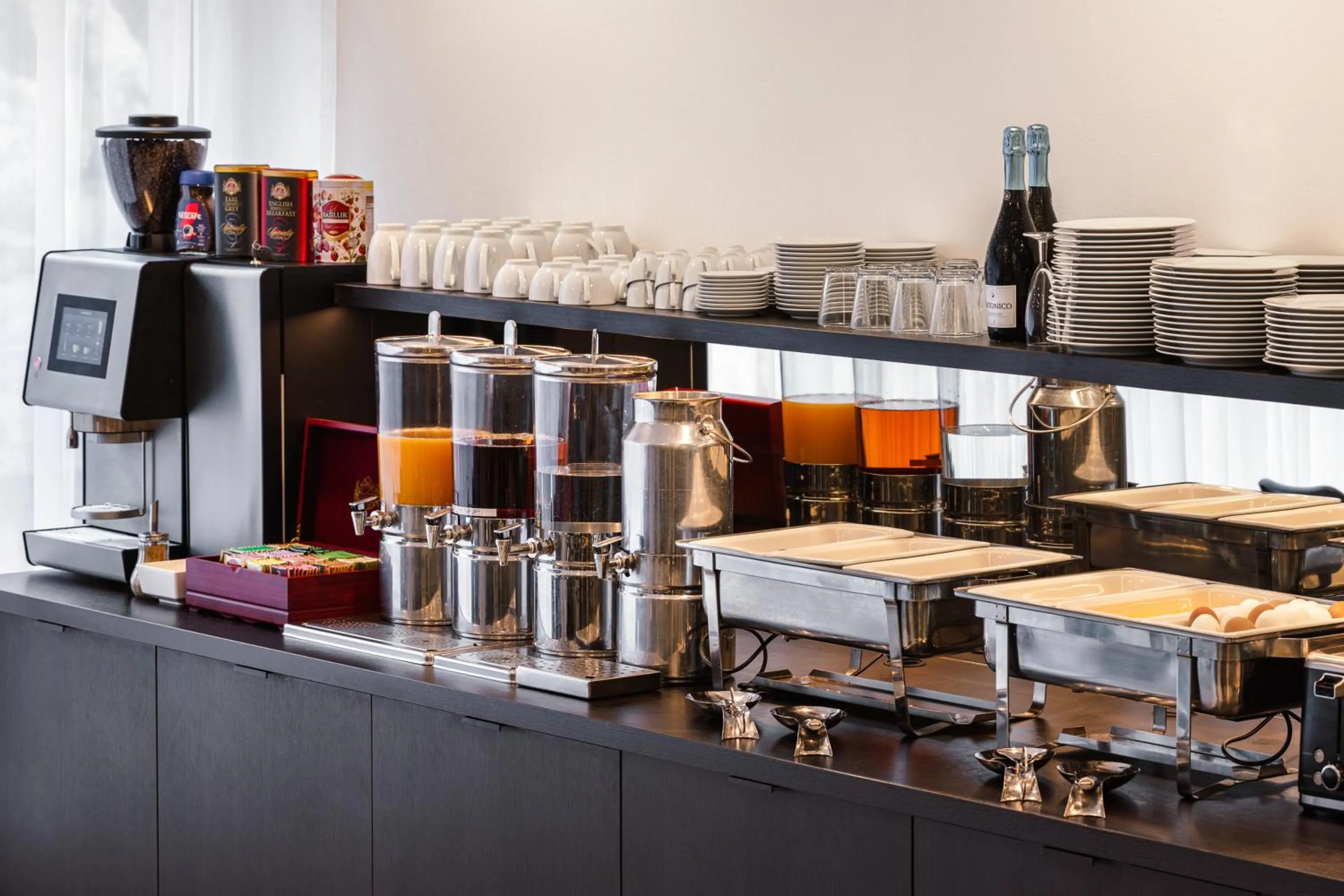 Coffee/tea facilities in Hotel Aida