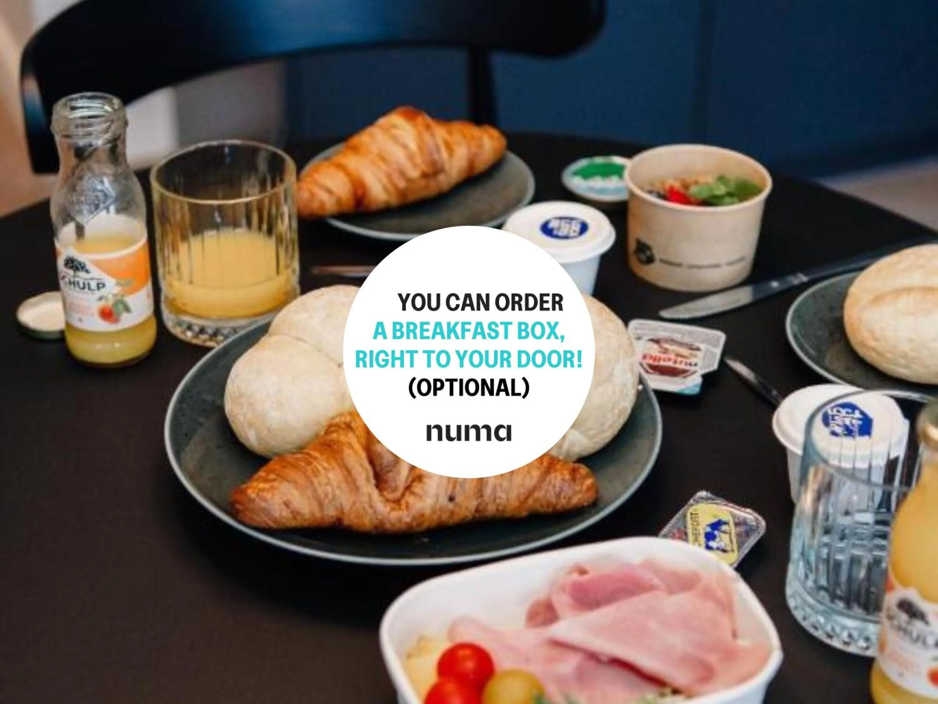 Breakfast in YAYS Antwerp Opera by Numa